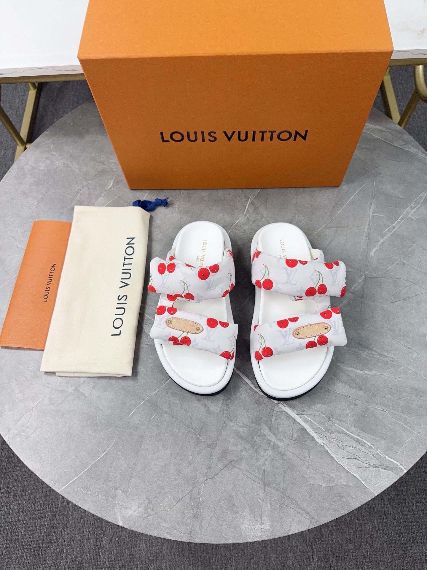 Louis Vuitton Pool Pillow Flat Comfort Slippers Size 36-46