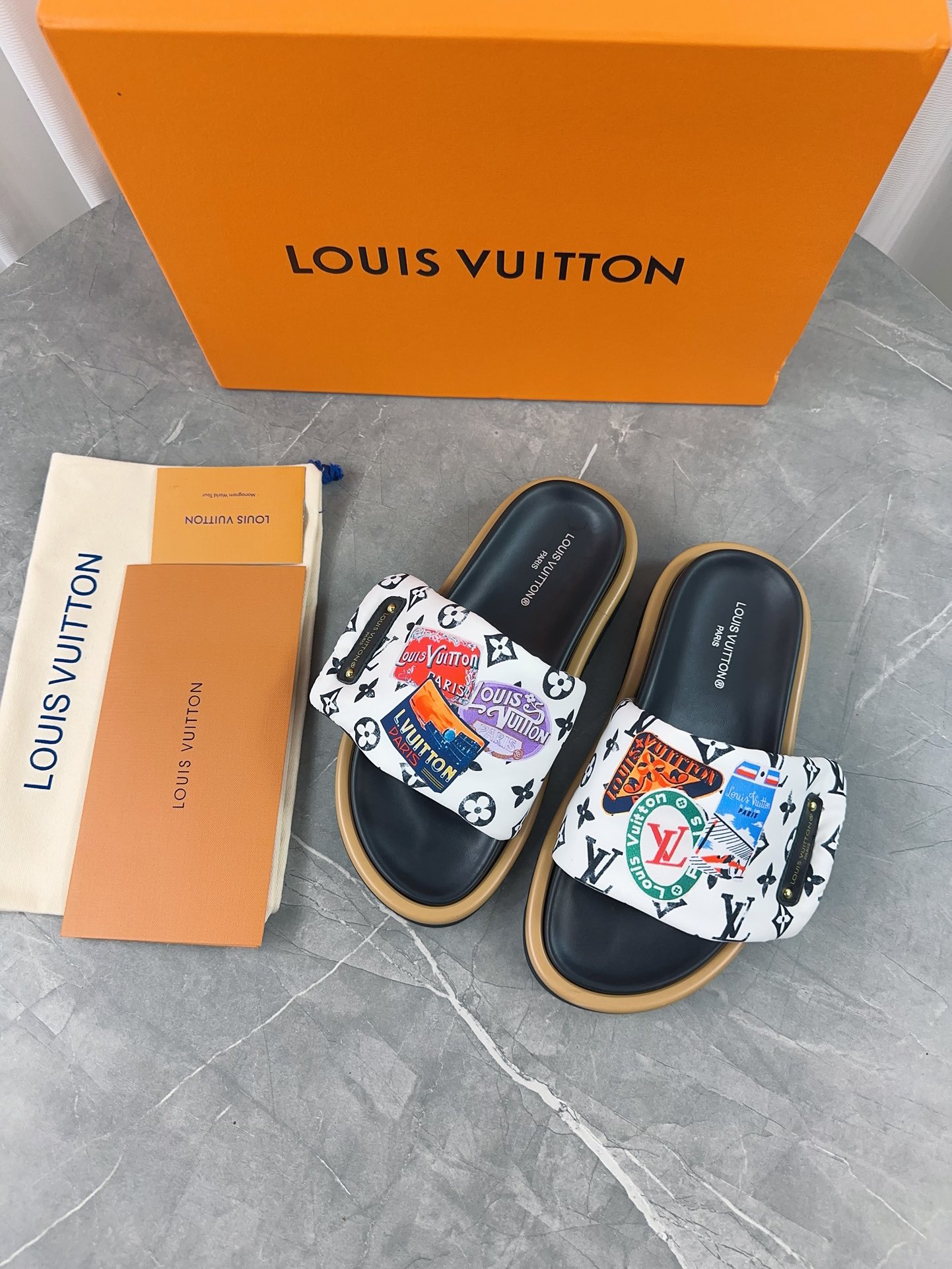 Louis Vuitton 2024ss Pool Pillow Comfort Slippers Size 36-45