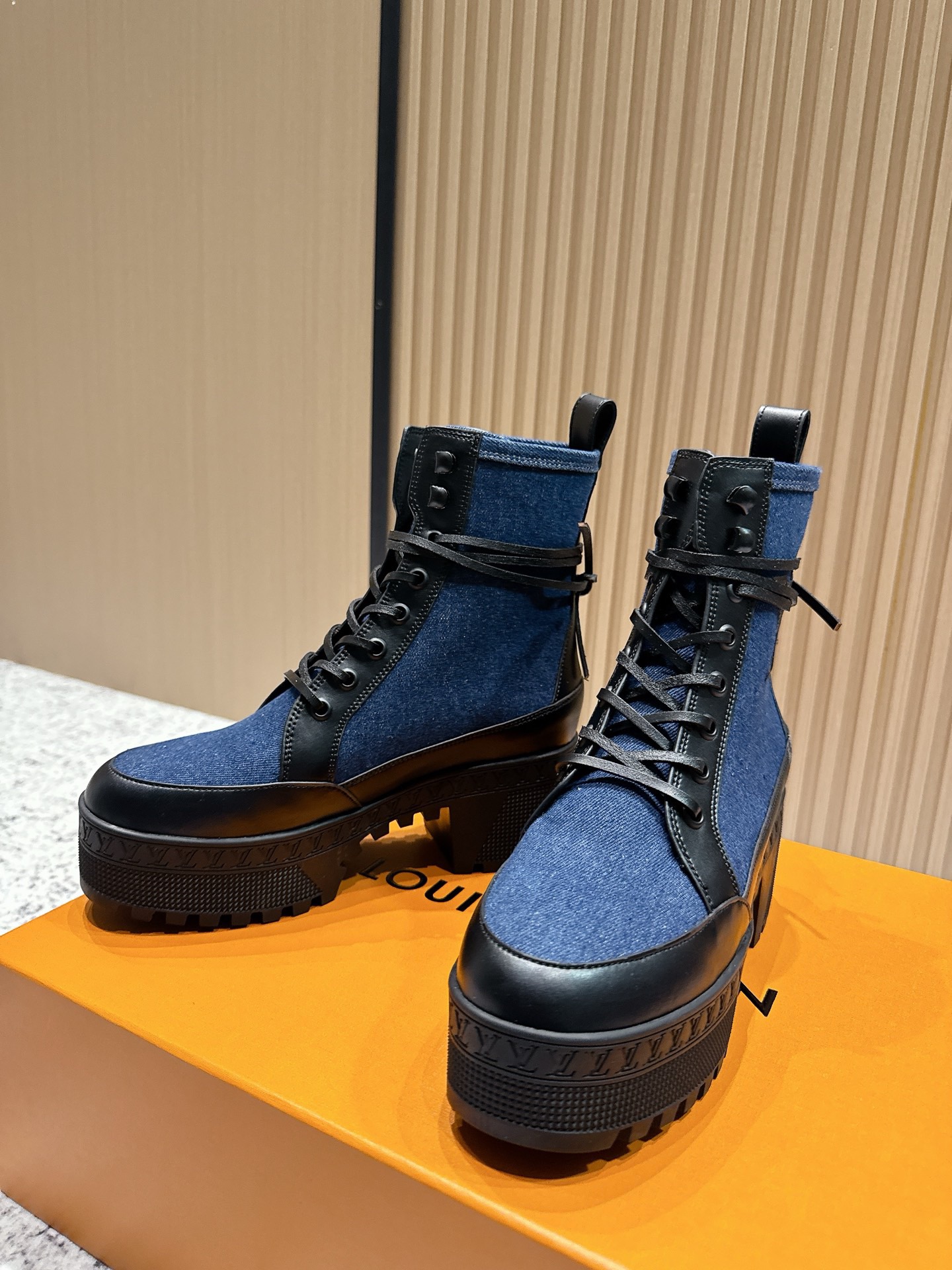 Louis Vuitton Women Boots Size 35-41