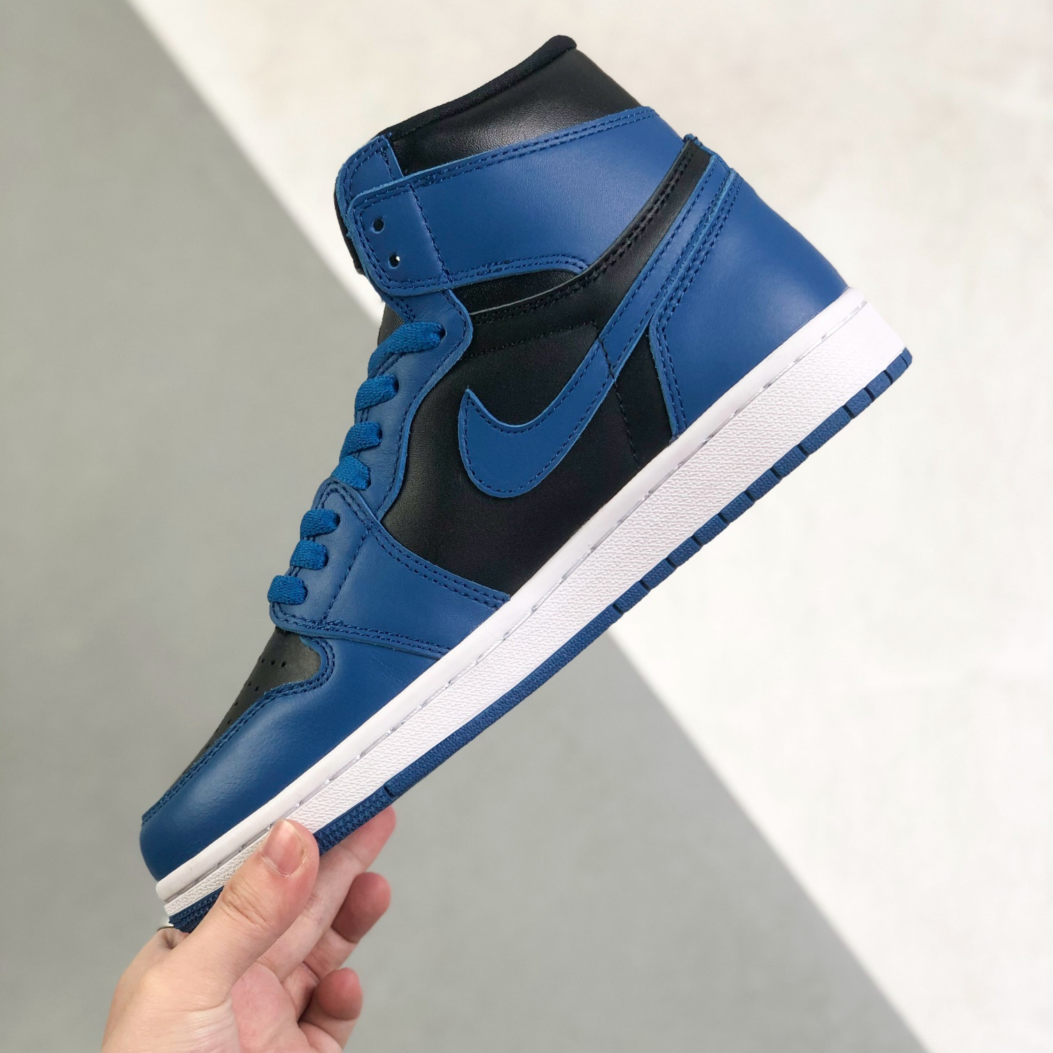 Nike Air Jordan 1 High Top Sneakers Shoes Gr. 36-46