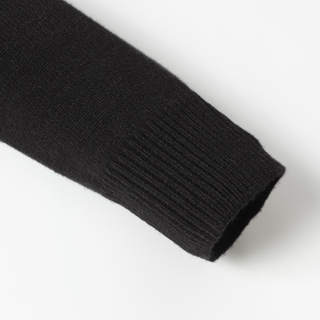 Gucci Unisex Sweatshirt Size S-XL