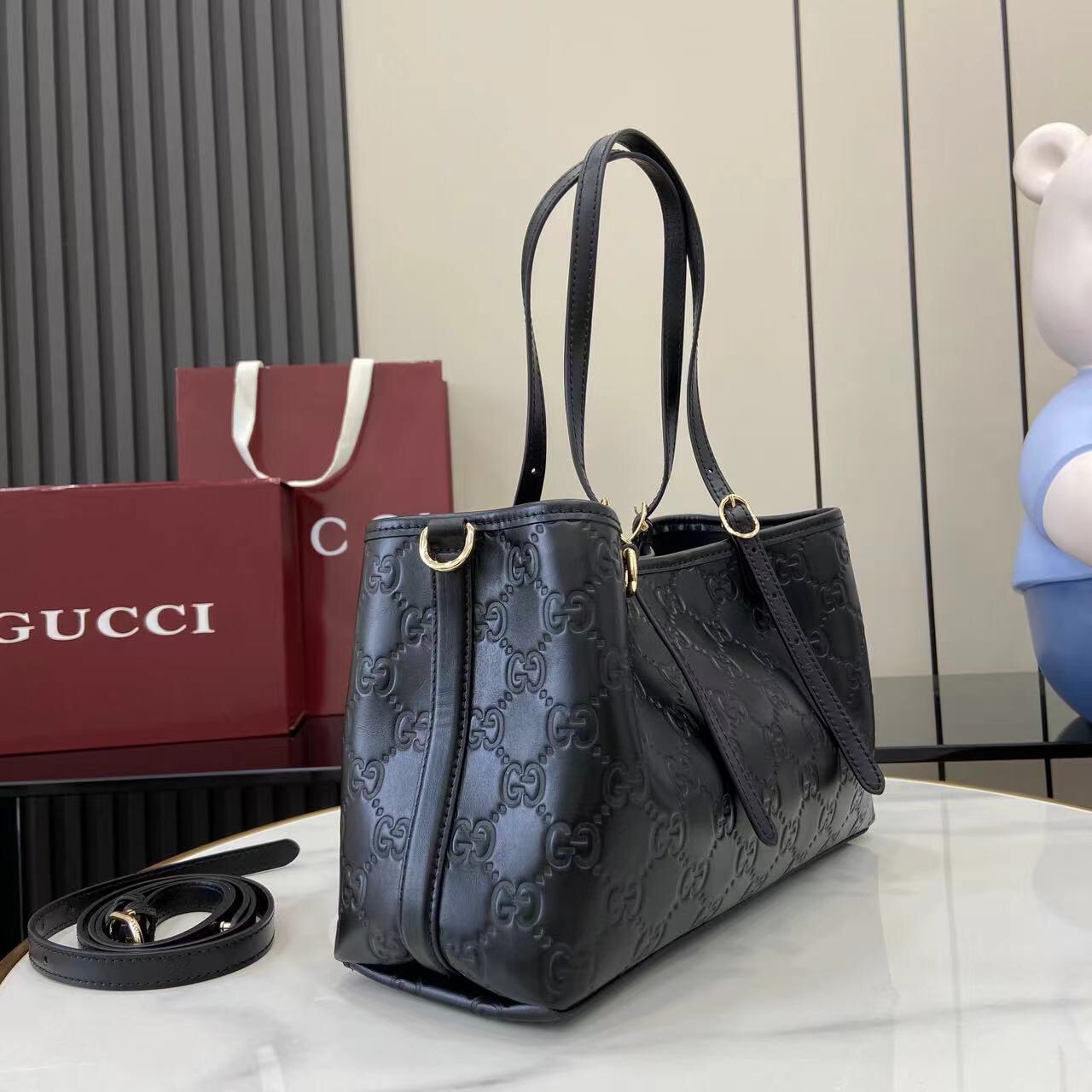 Gucci GG Emblem Women Shopping Bags Size 30*18*11cm