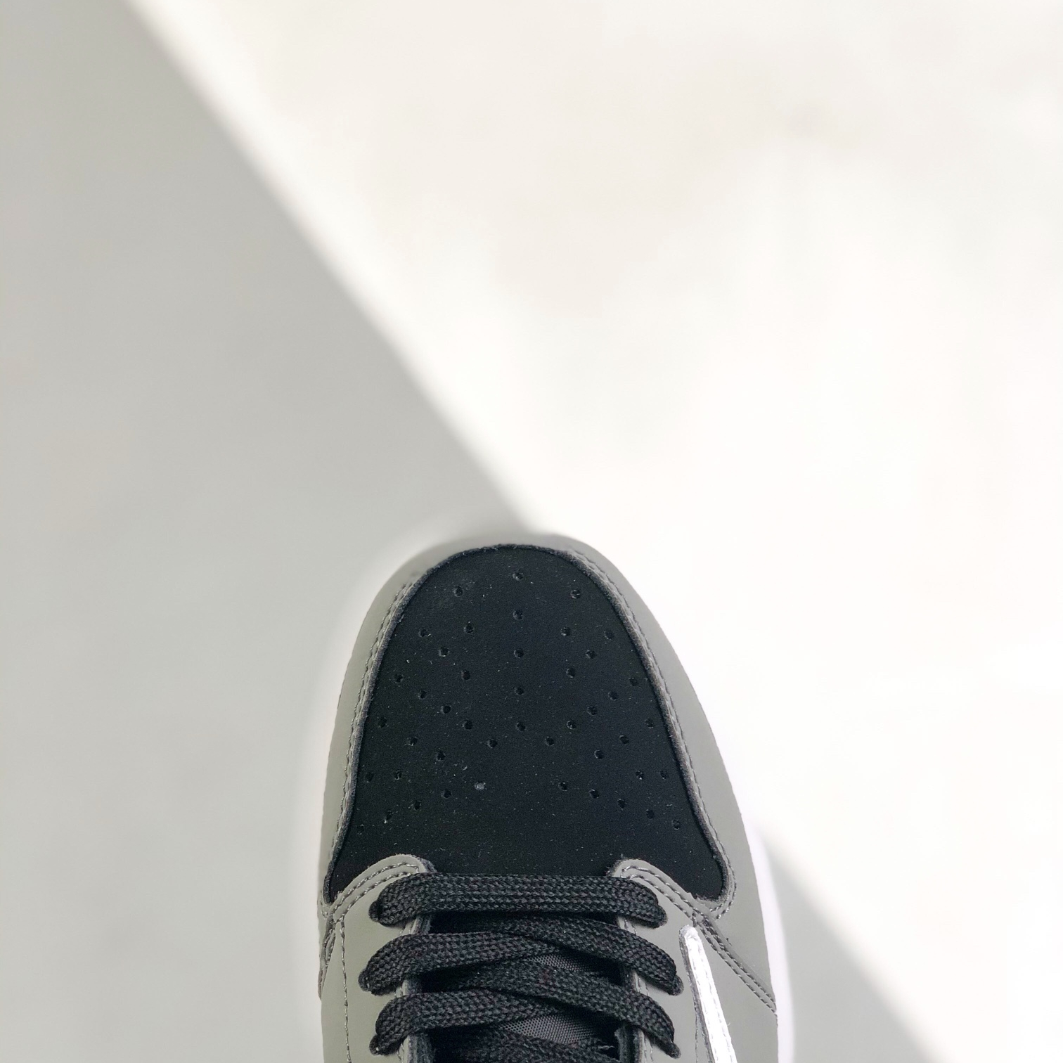 Nike Air Jordan 1 x Travis Scott Low Top Sneaker Shoes Gr. 36-46