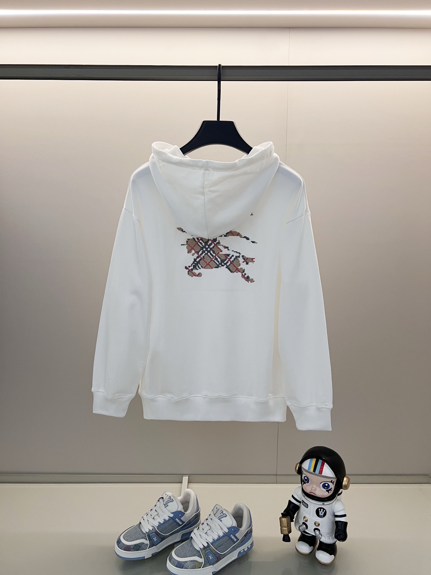 Burberry Unisex Sweatshirt Size S-XL
