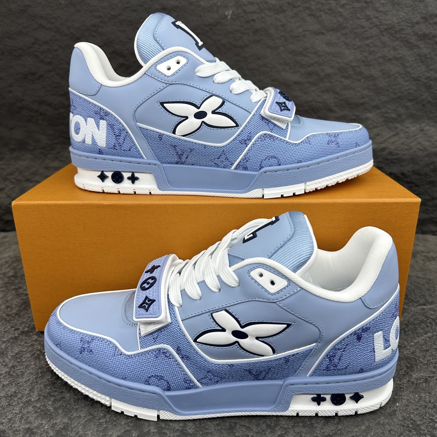 Louis Vuitton LV Trainer Sneaker Size 36-46