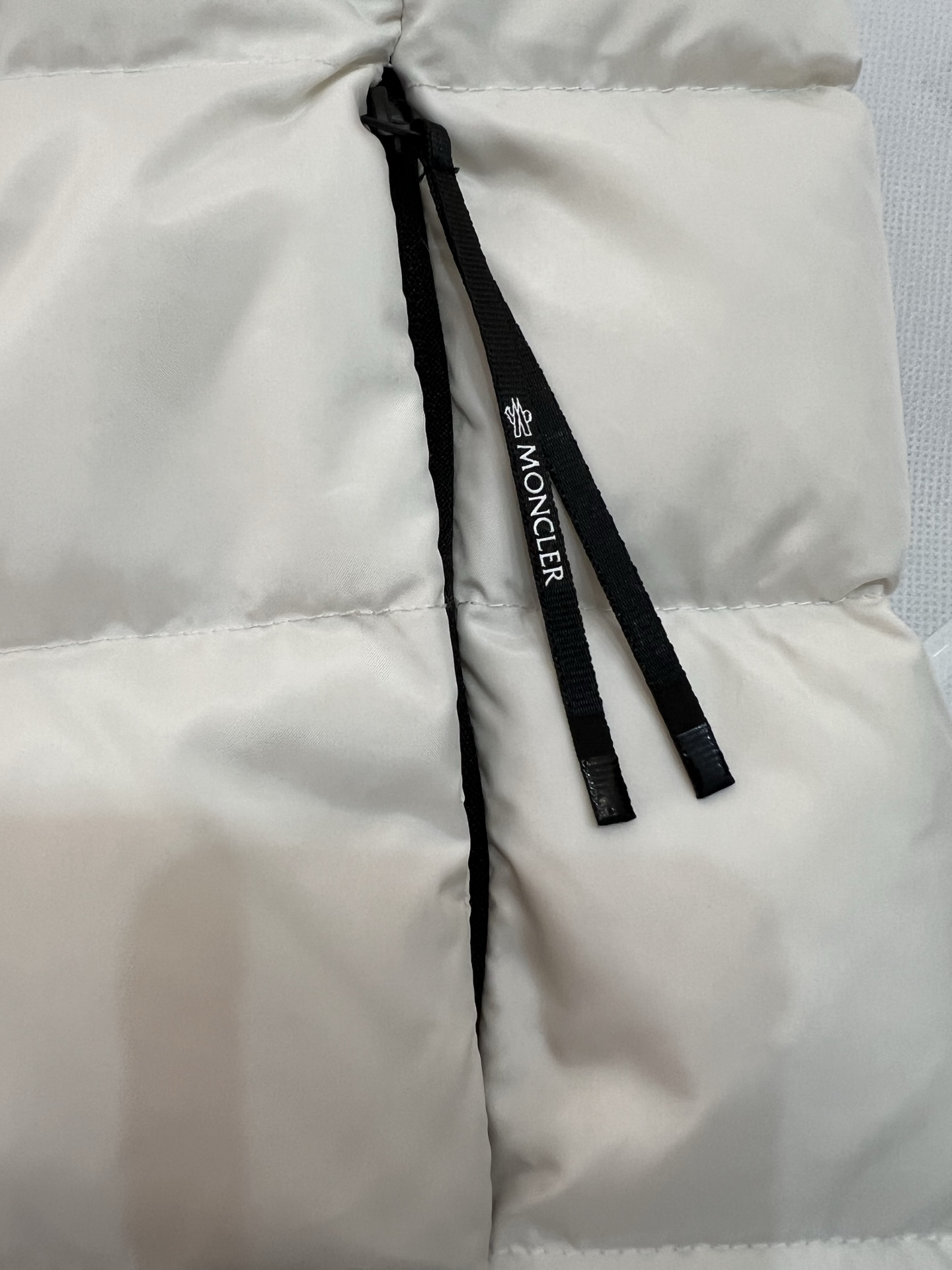 Moncler Valmasque Men Winter Vest Size 1-5