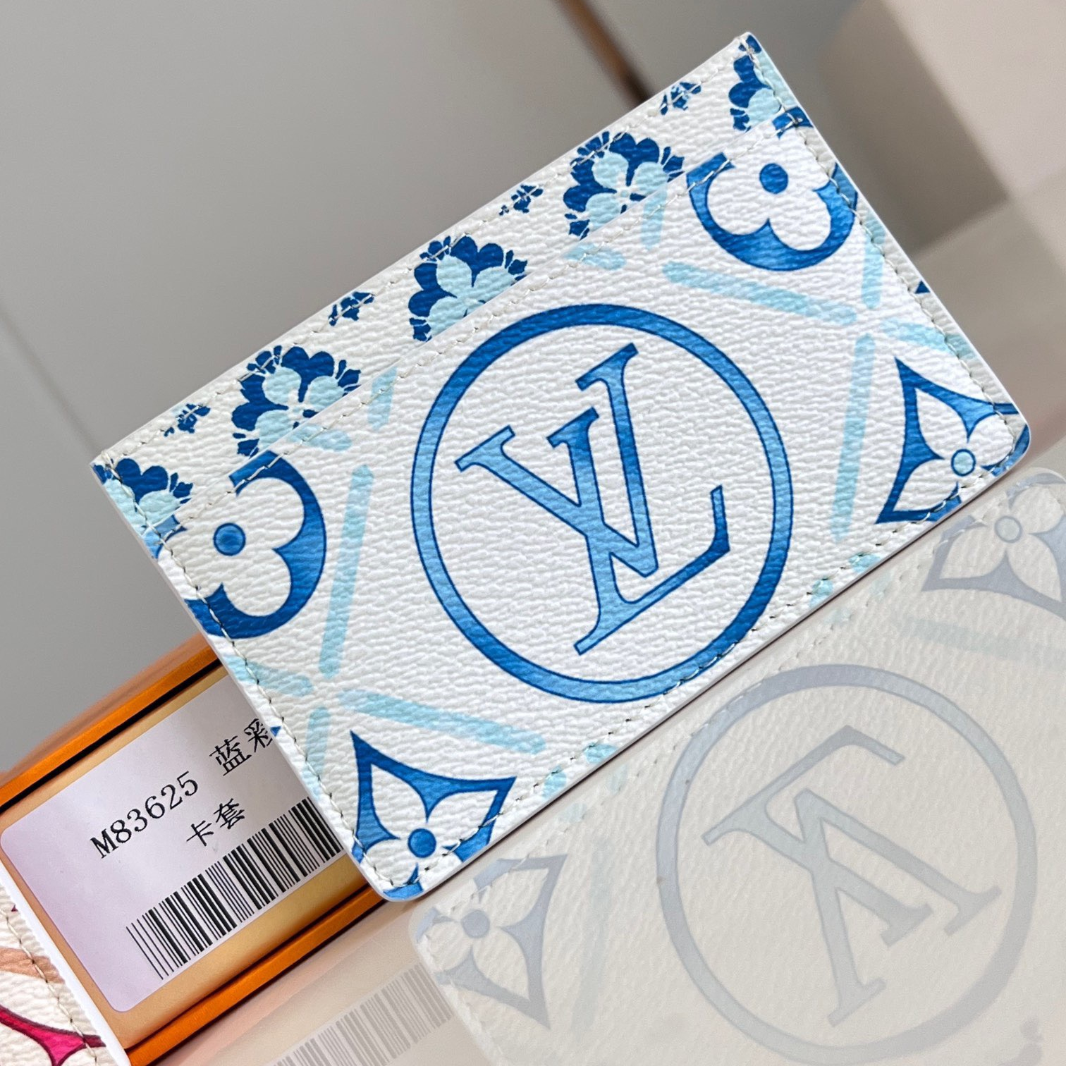 Louis Vuitton M83625 Card Holder Size 11*7*0.5cm