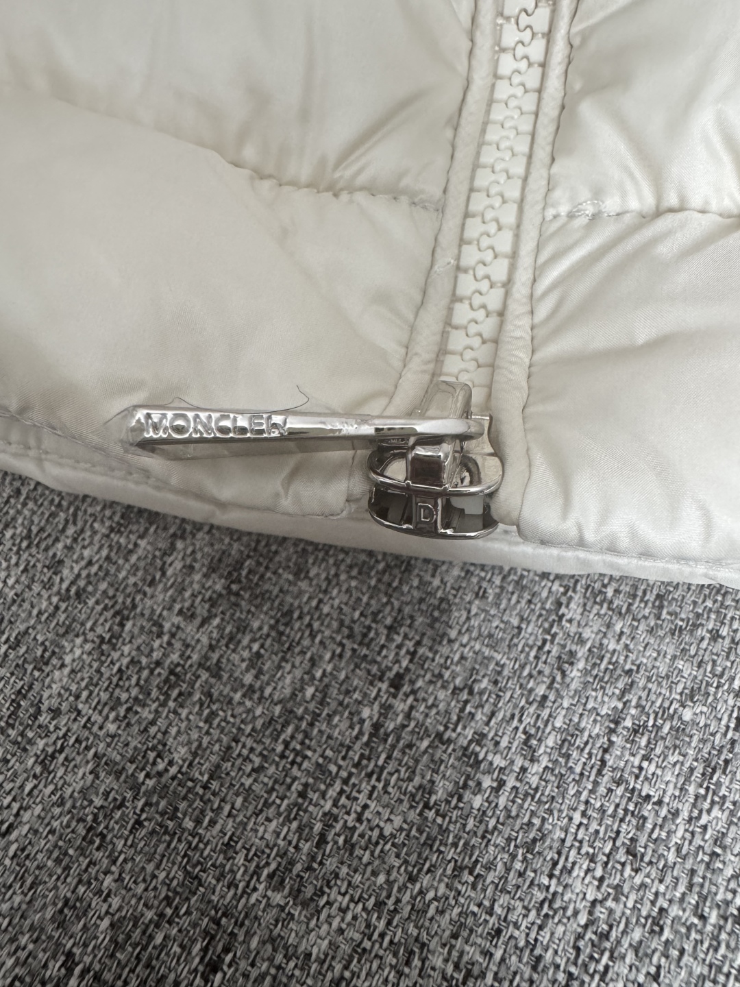 Moncler 25SS LGE Long Women Down Jacket Size 0-4