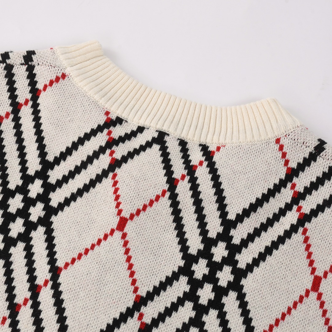 Burberry Unisex Sweatshirt Size S-XL