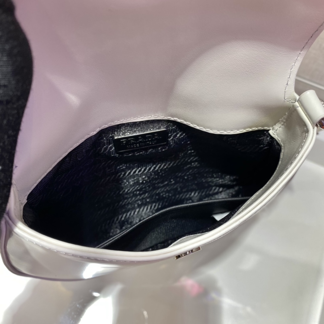 Prada 1BH188 Cleo brushed Leather Shoulder Bags Size 17*14.5*3cm