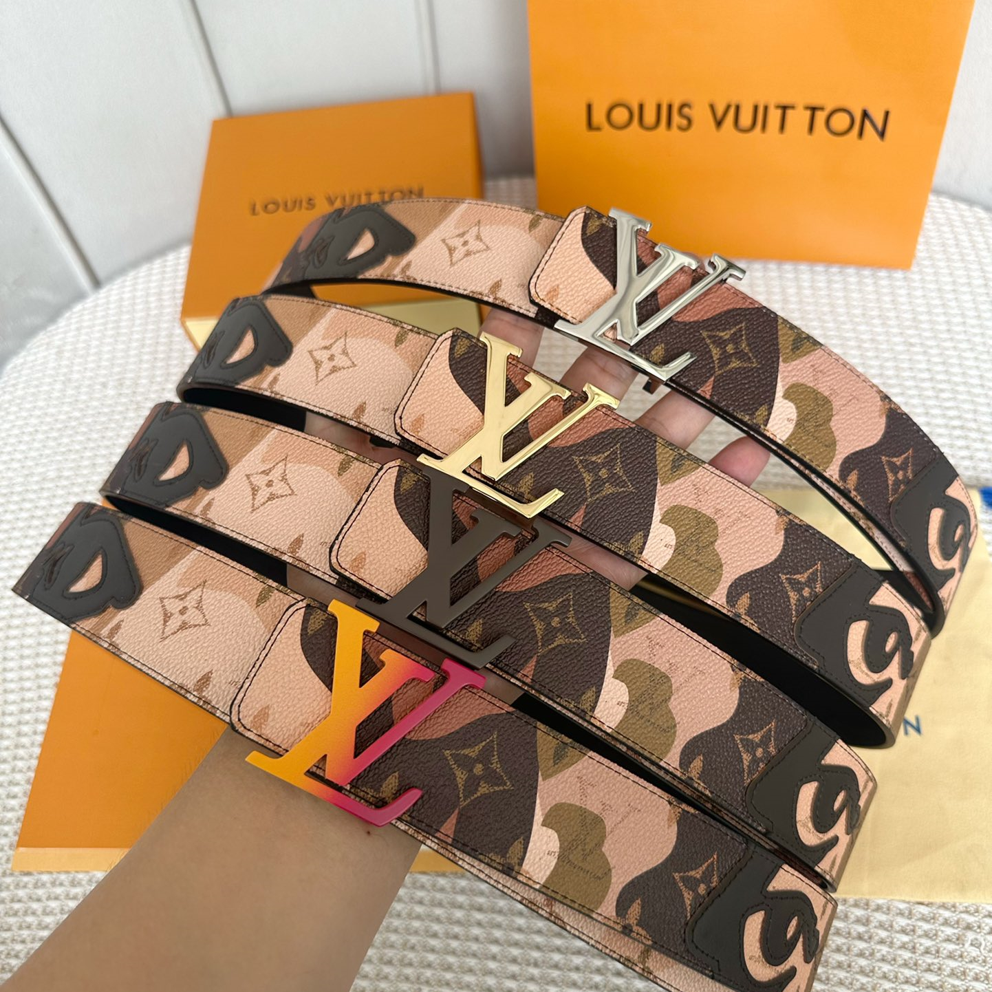 Louis Vuitton Men Belt Width 4cm