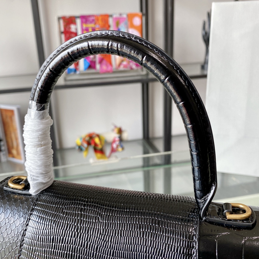 Balenciaga Women Shoulder Bags Handbags 2-Size