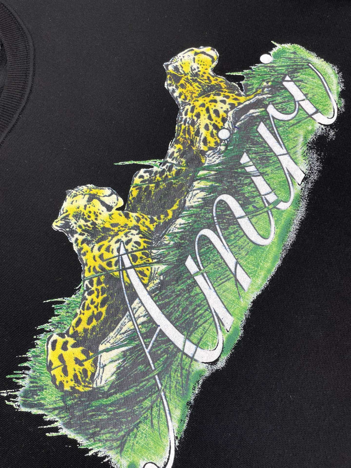 Amiri  Unisex Sweatshirt Size S-XL