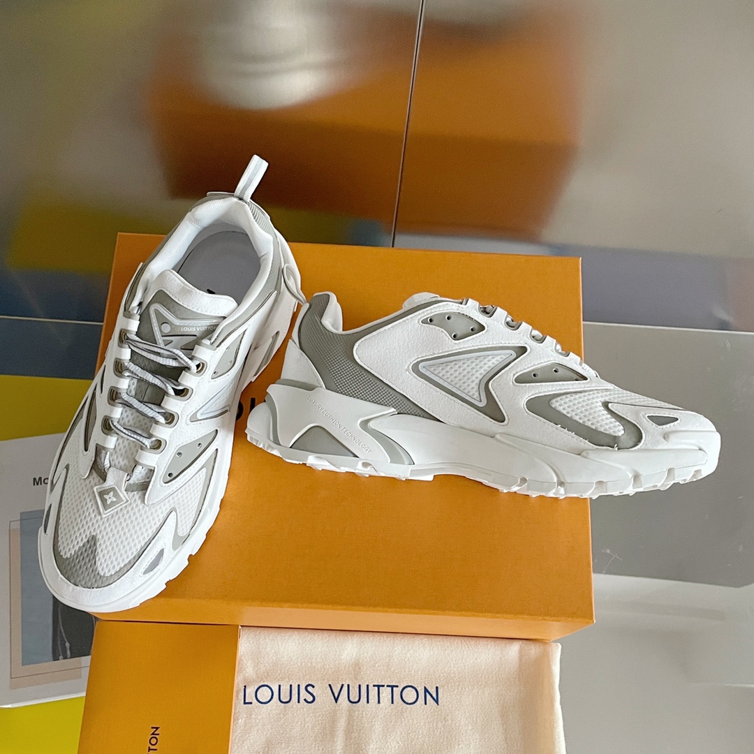 Louis Vuitton LV Runner Tatic Sneaker Size 40-46