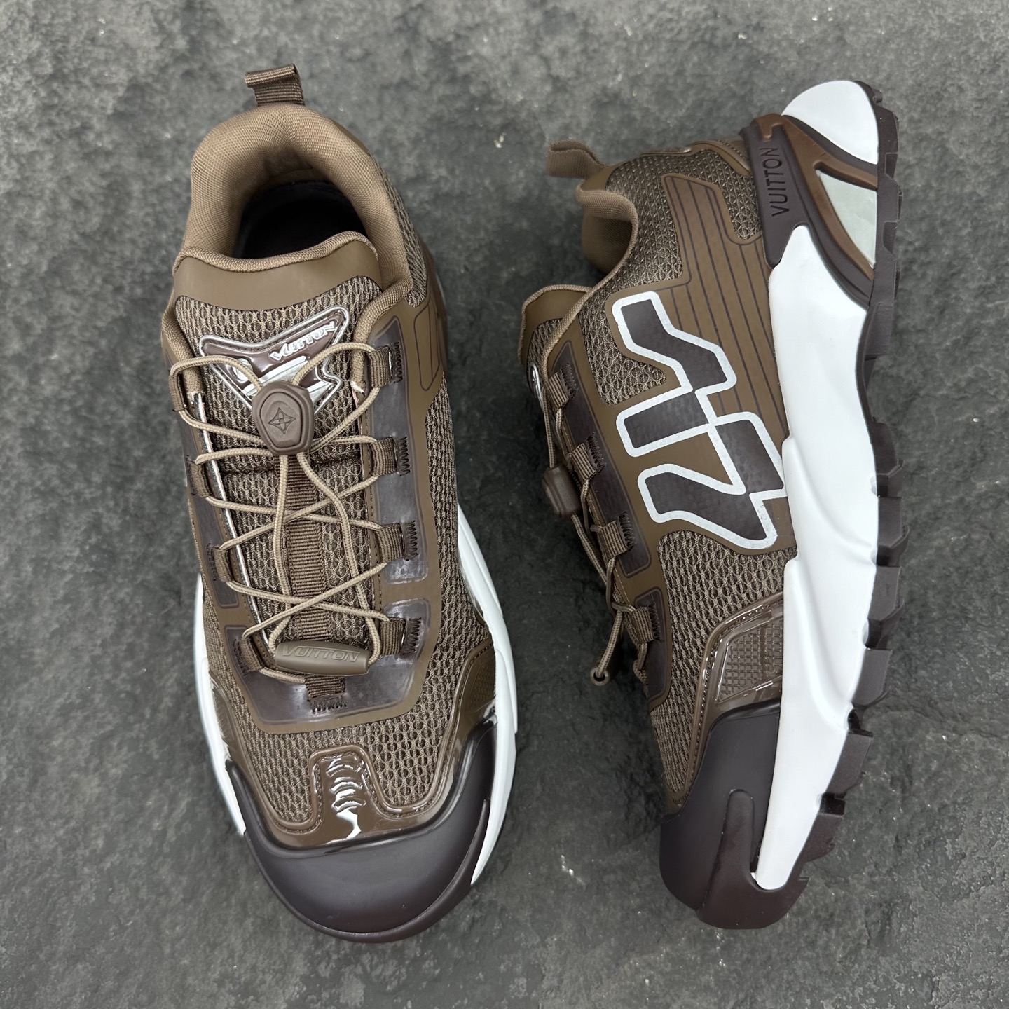 Louis Vuitton LV Runner Tatic Sneaker Size 38-46