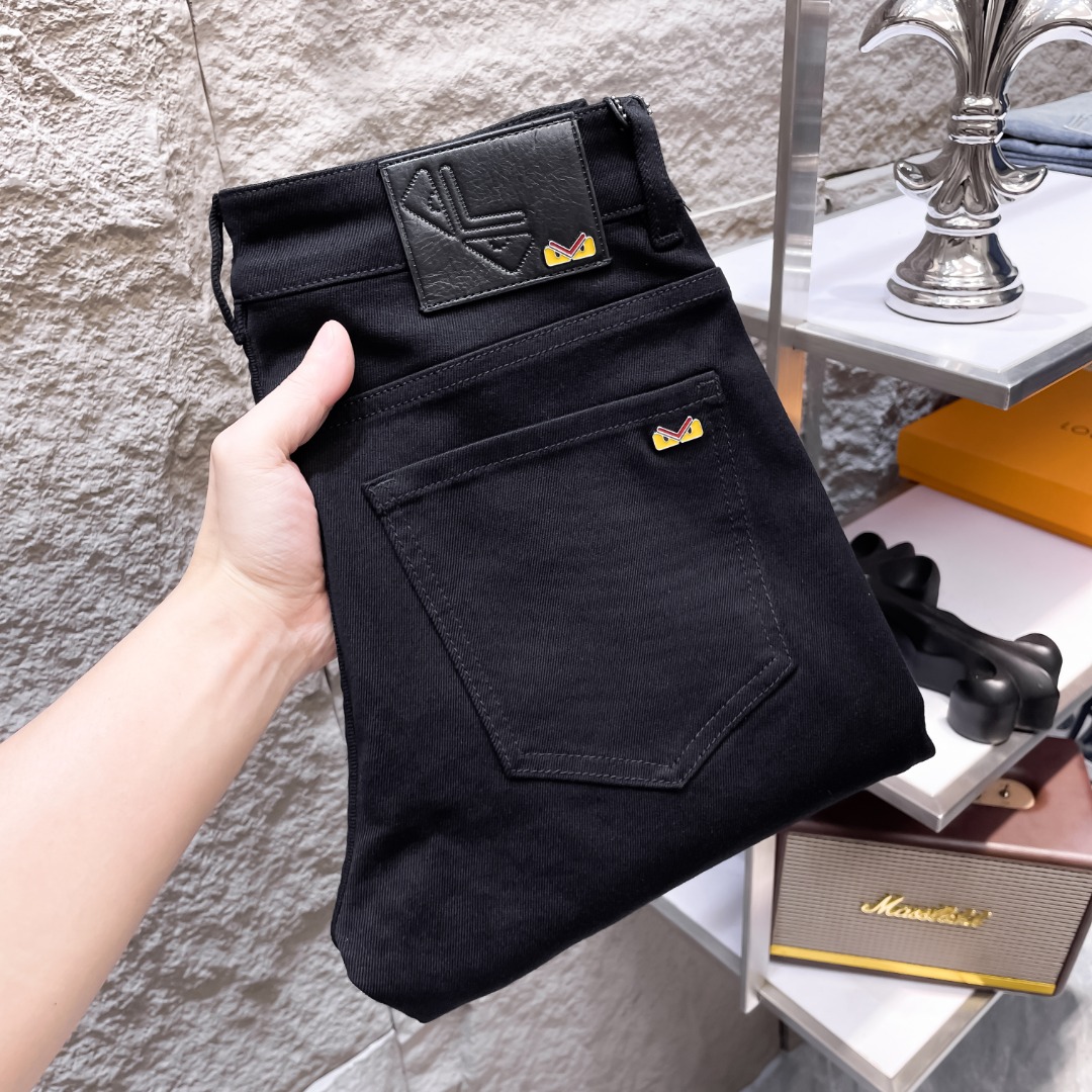 Fendi Jeans Men Size 28-38