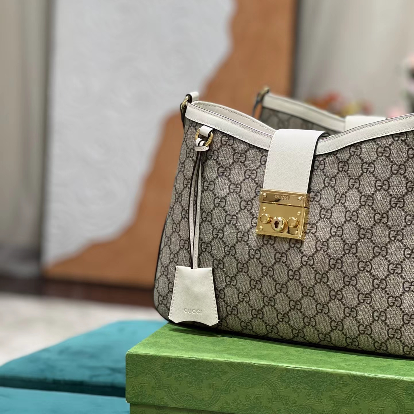 Gucci GG Ophidia GG Handbag for Women Size 32.5*24*5.5cm