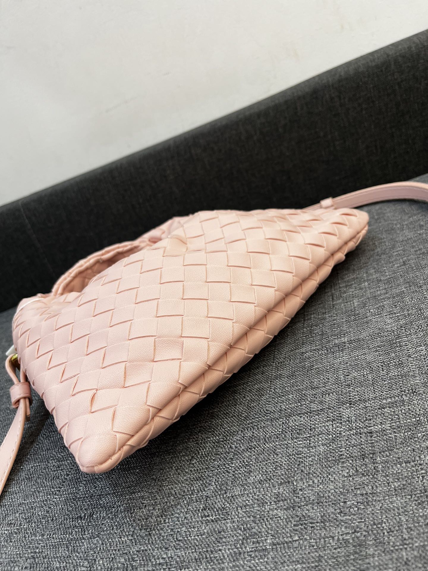 Bottega Veneta HO Shoulder Bags 28*17cm