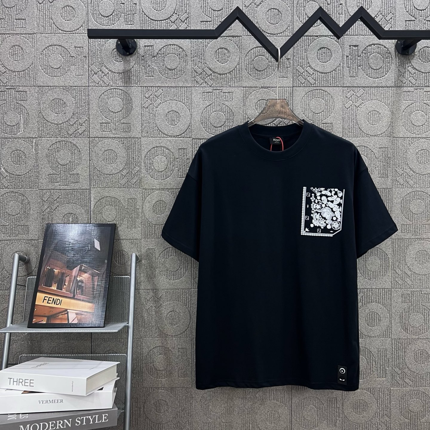 Fendi T Shirt  Embroider Logo Size XS-L