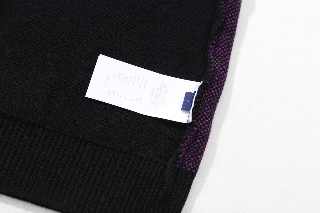 Louis Vuitton Unisex Sweatshirt Size S-XL