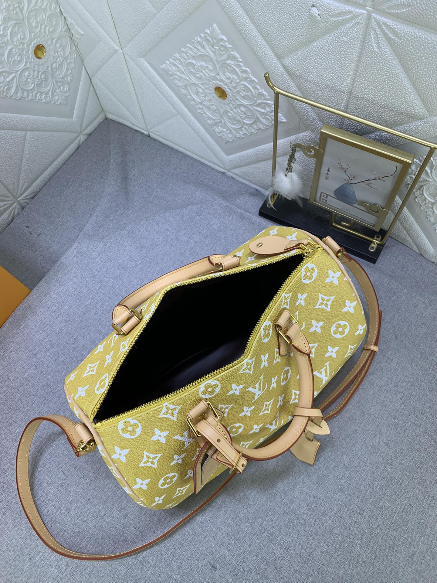 Louis Vuitton Speedy P9 Bandoulière 30 Monogram Leather Travel Bags Size 30*21*7cm