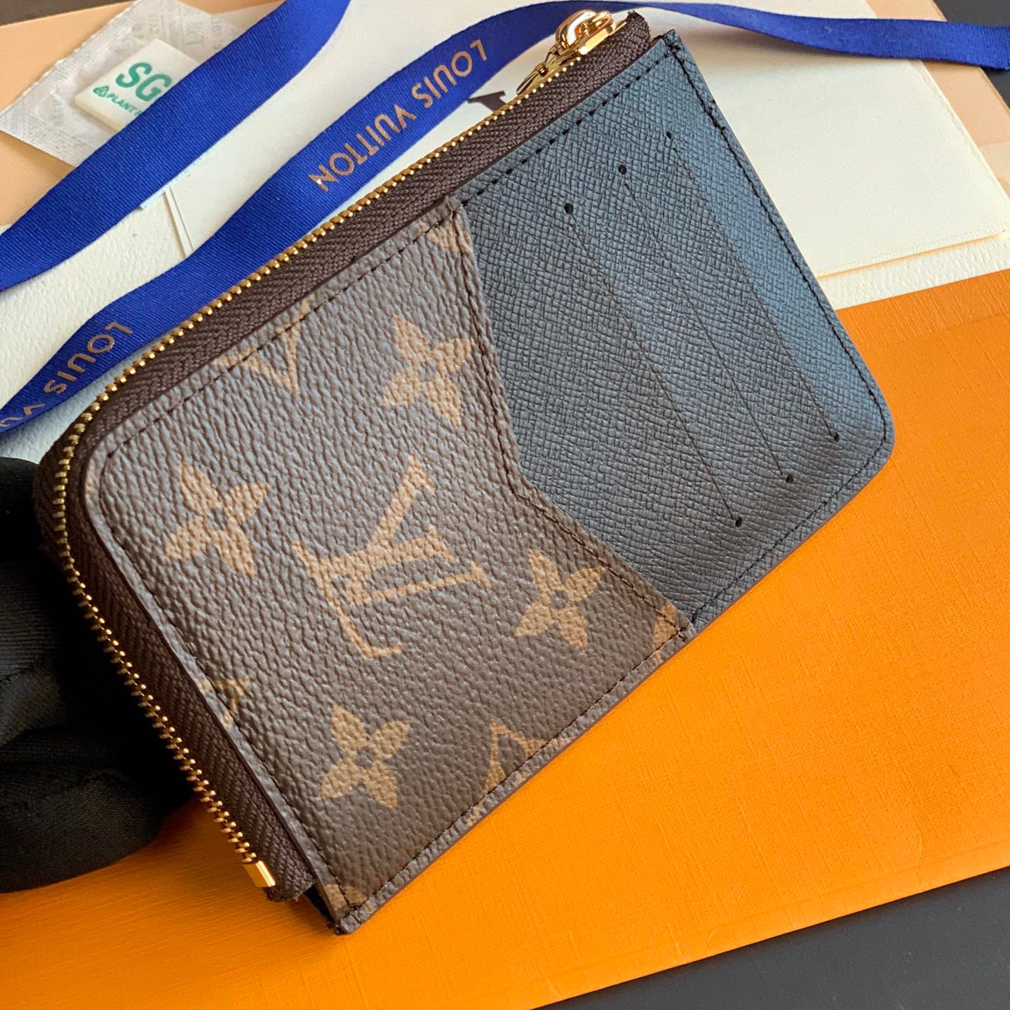Louis Vuitton M69431 Card Holder Recto Verso 14*8.5cm