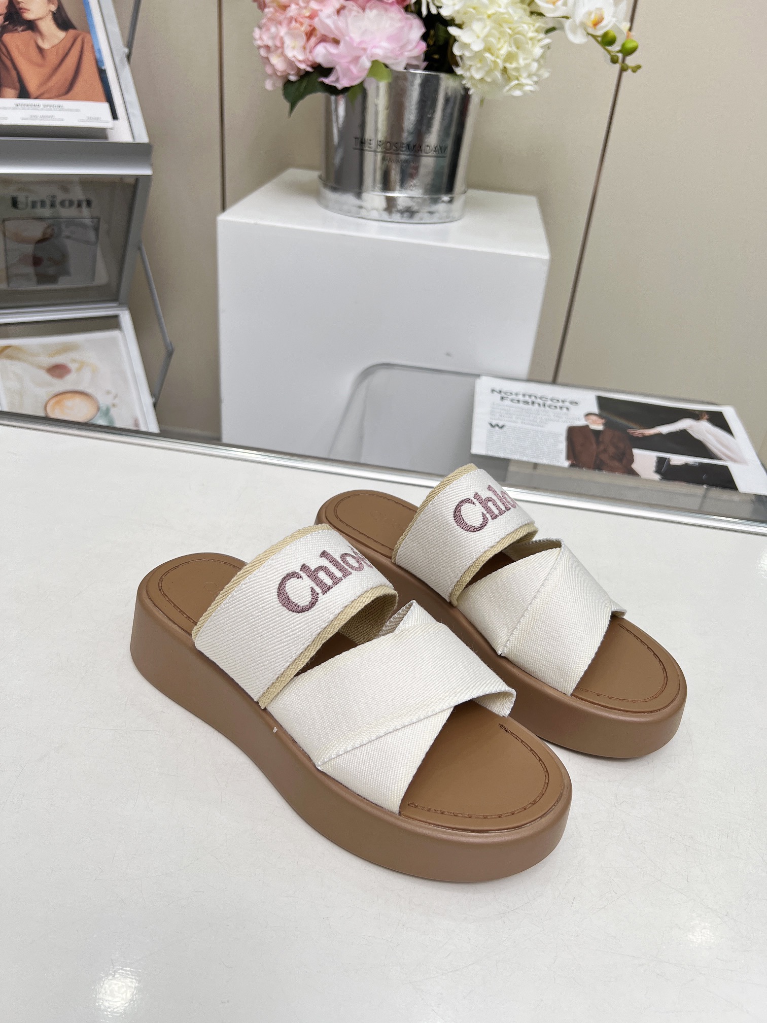 Chloe Women Slippers Size 36-42