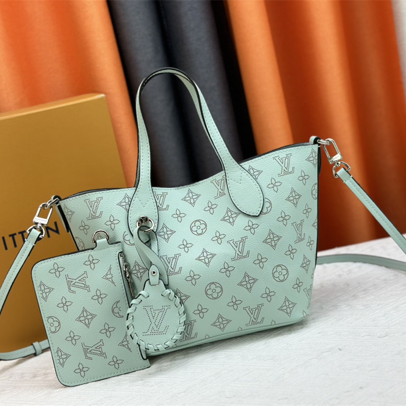 Louis Vuitton Blossom Women Handbag 20*20*12.5cm