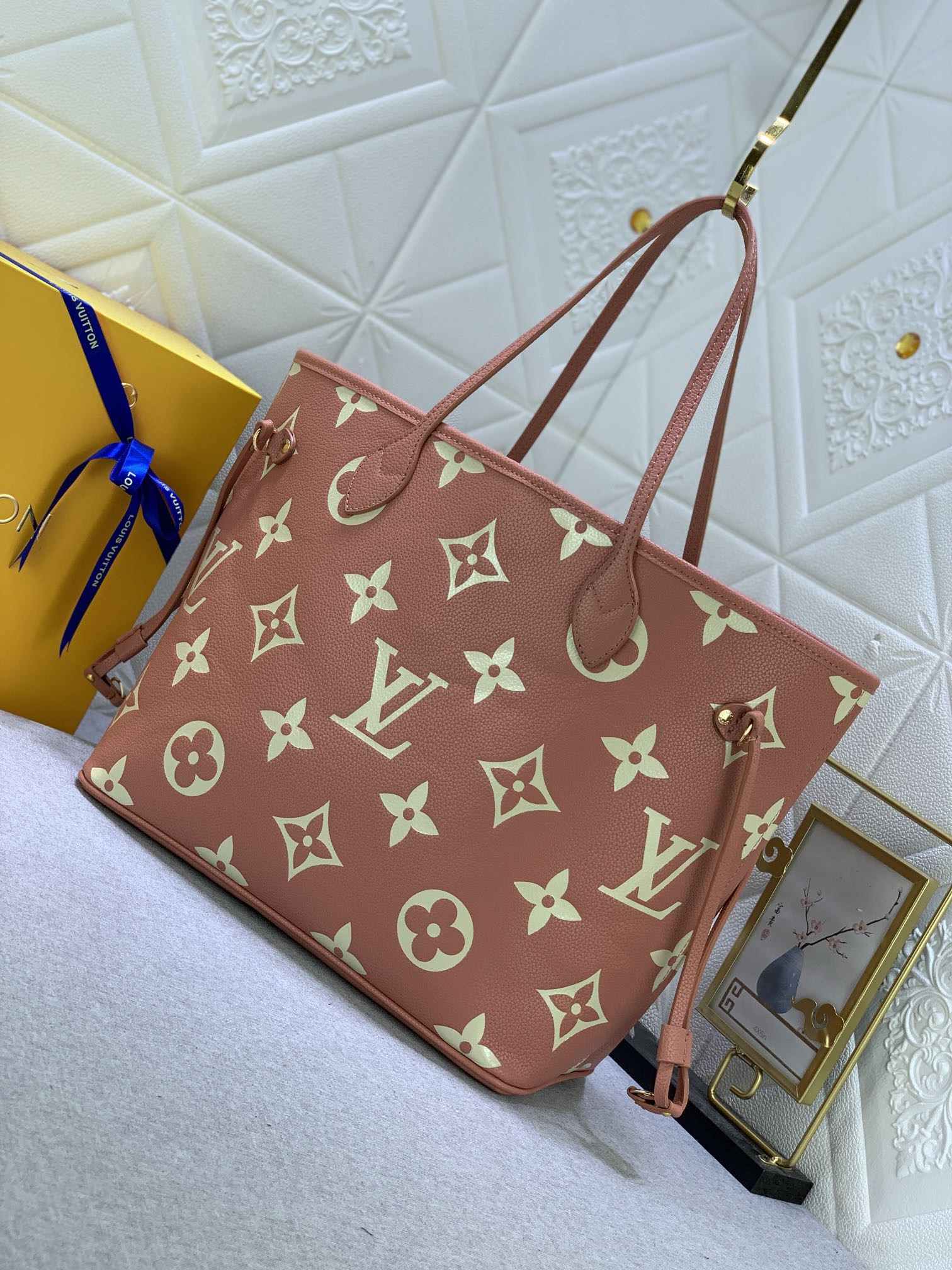 Louis Vuitton Shopping Bags 32*29*17cm