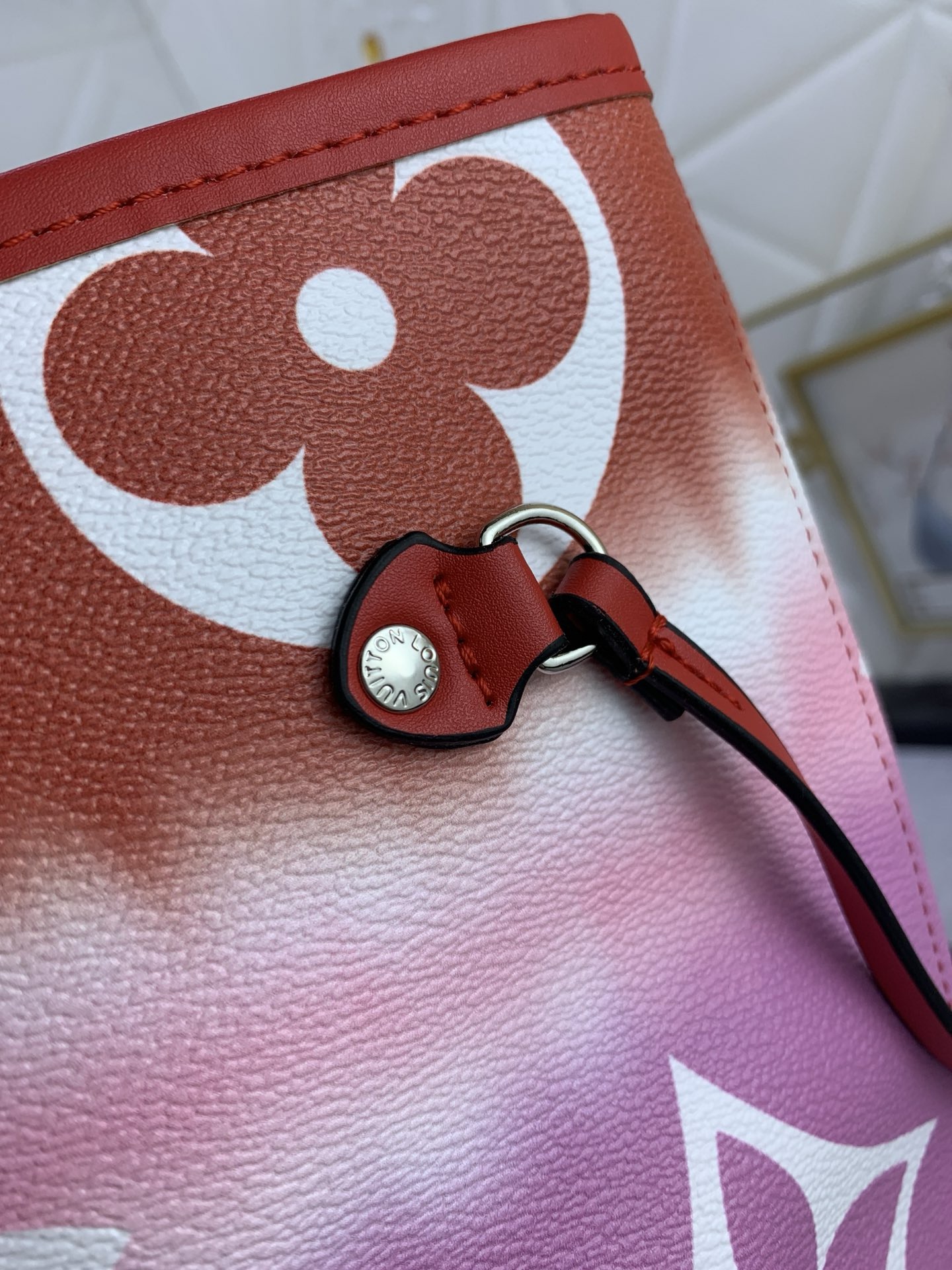 Louis Vuitton Shopping Bags 31*28.5*17cm