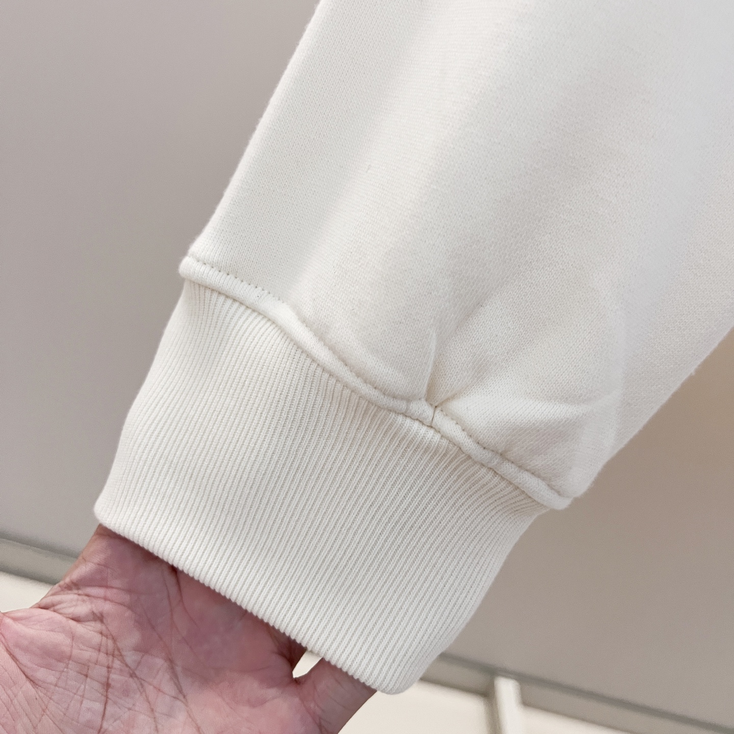 Gucci Unisex Sweatshirt Size S-XL