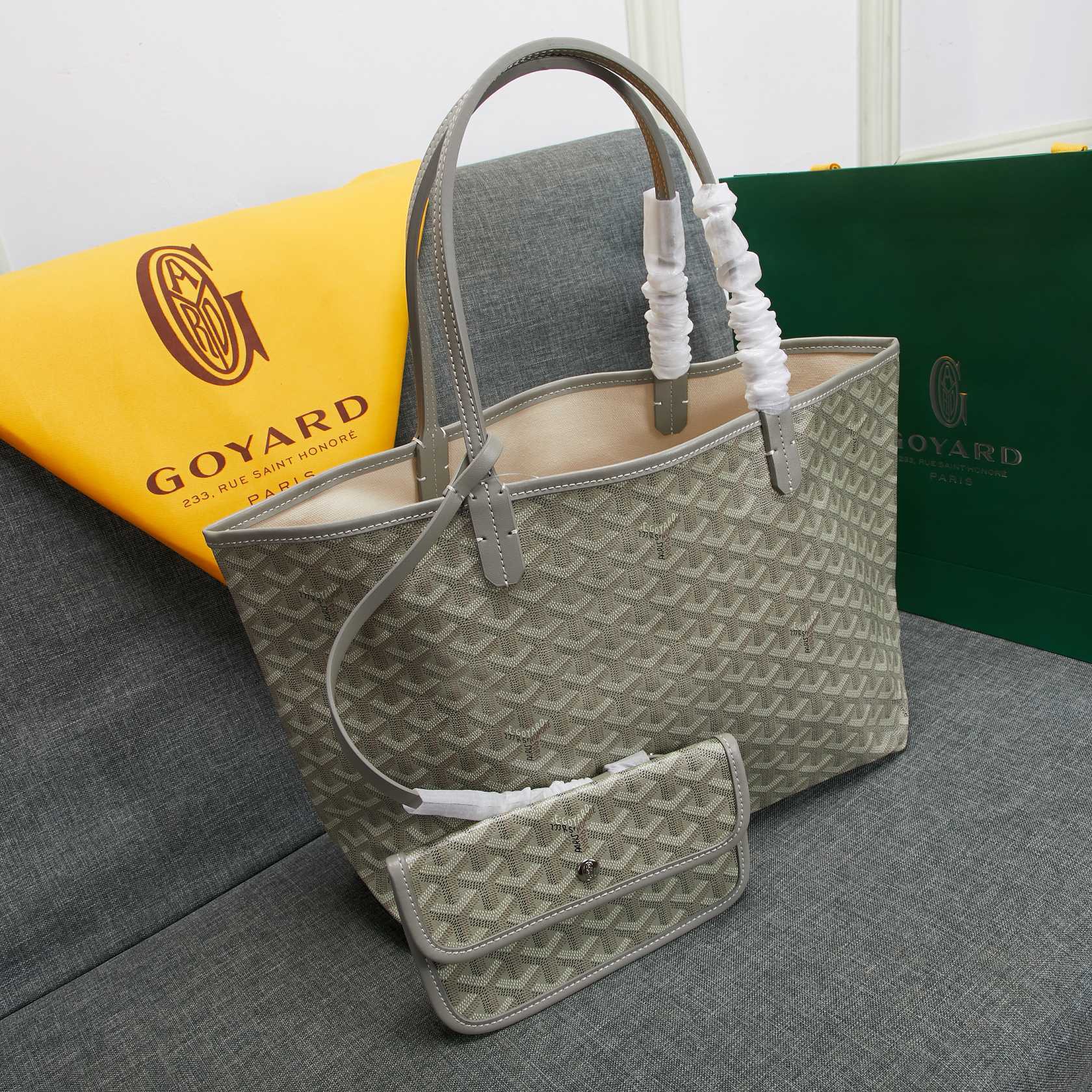 Goyard Saint Louis Shopping Bags 2-Size