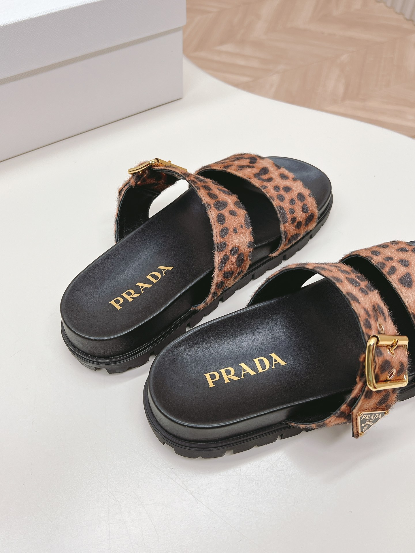 Prada 2024ss Slippers Size 36-40