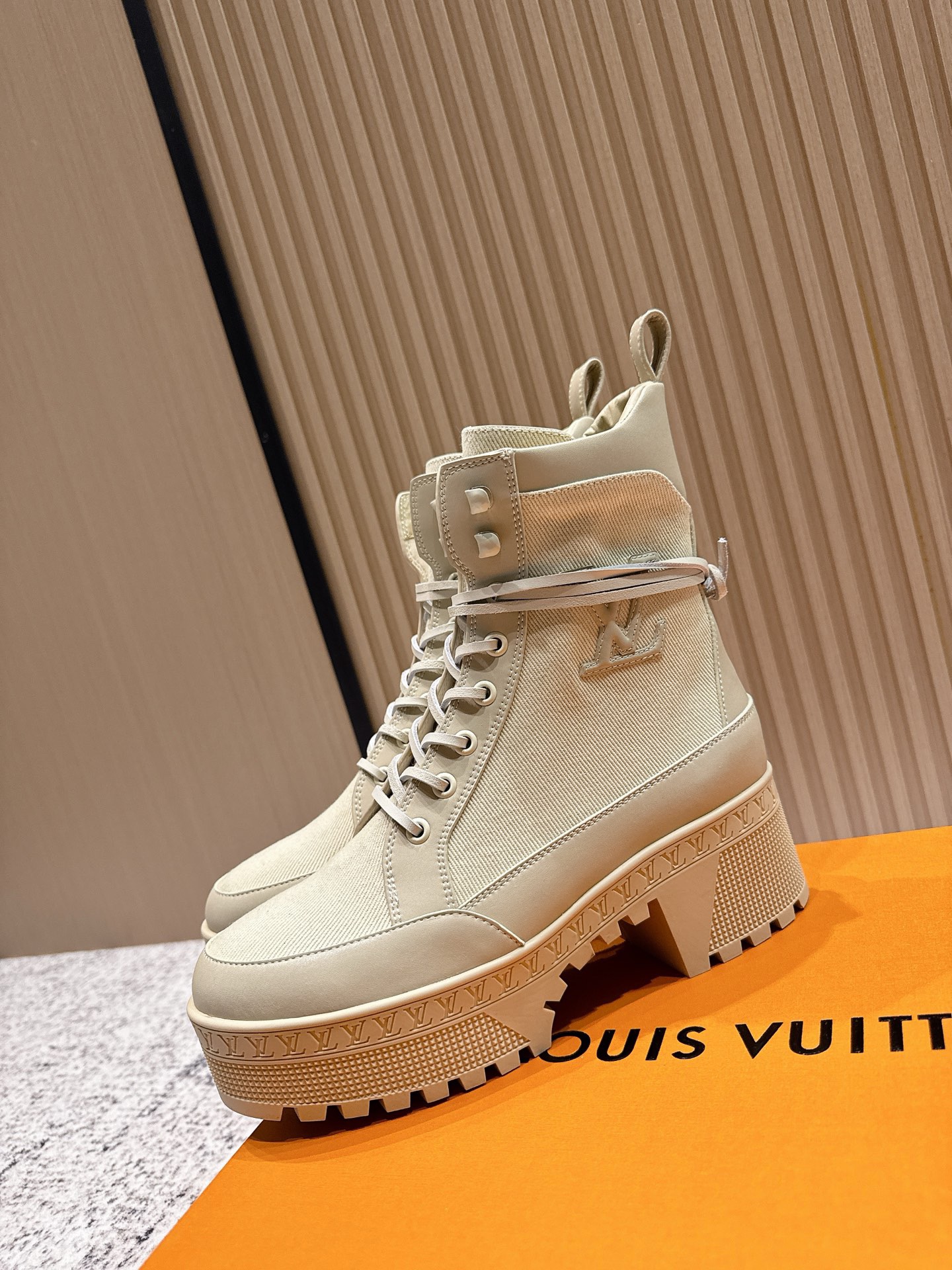 Louis Vuitton Women Boots Size 35-41