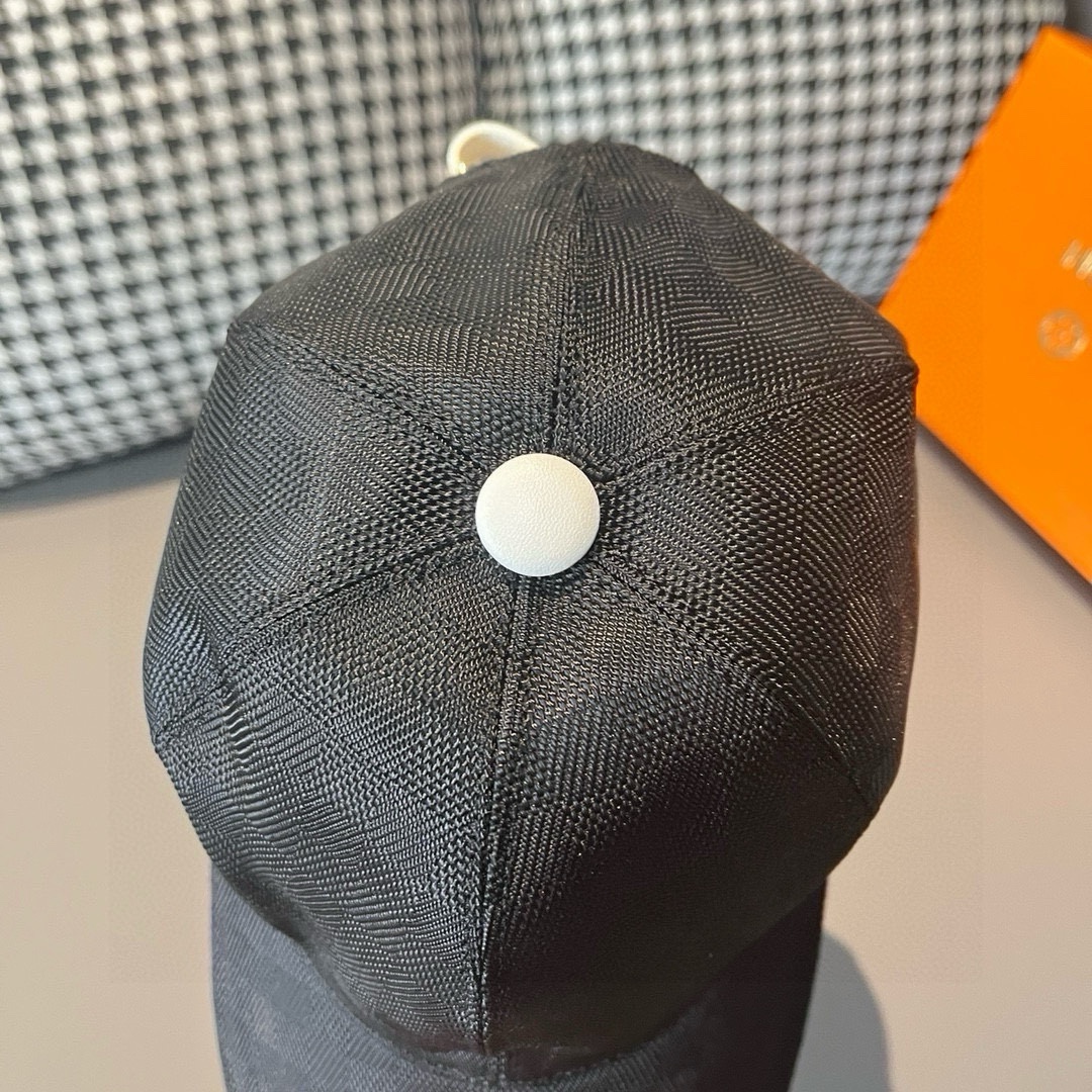 Louis Vuitton Baseball Cap