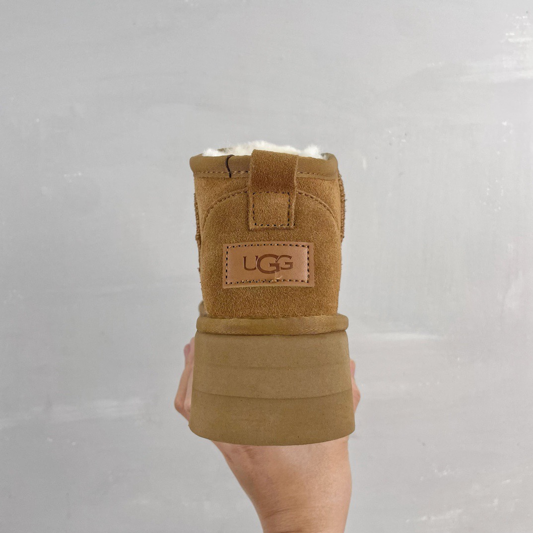 UGG Women Boots Size 35-40
