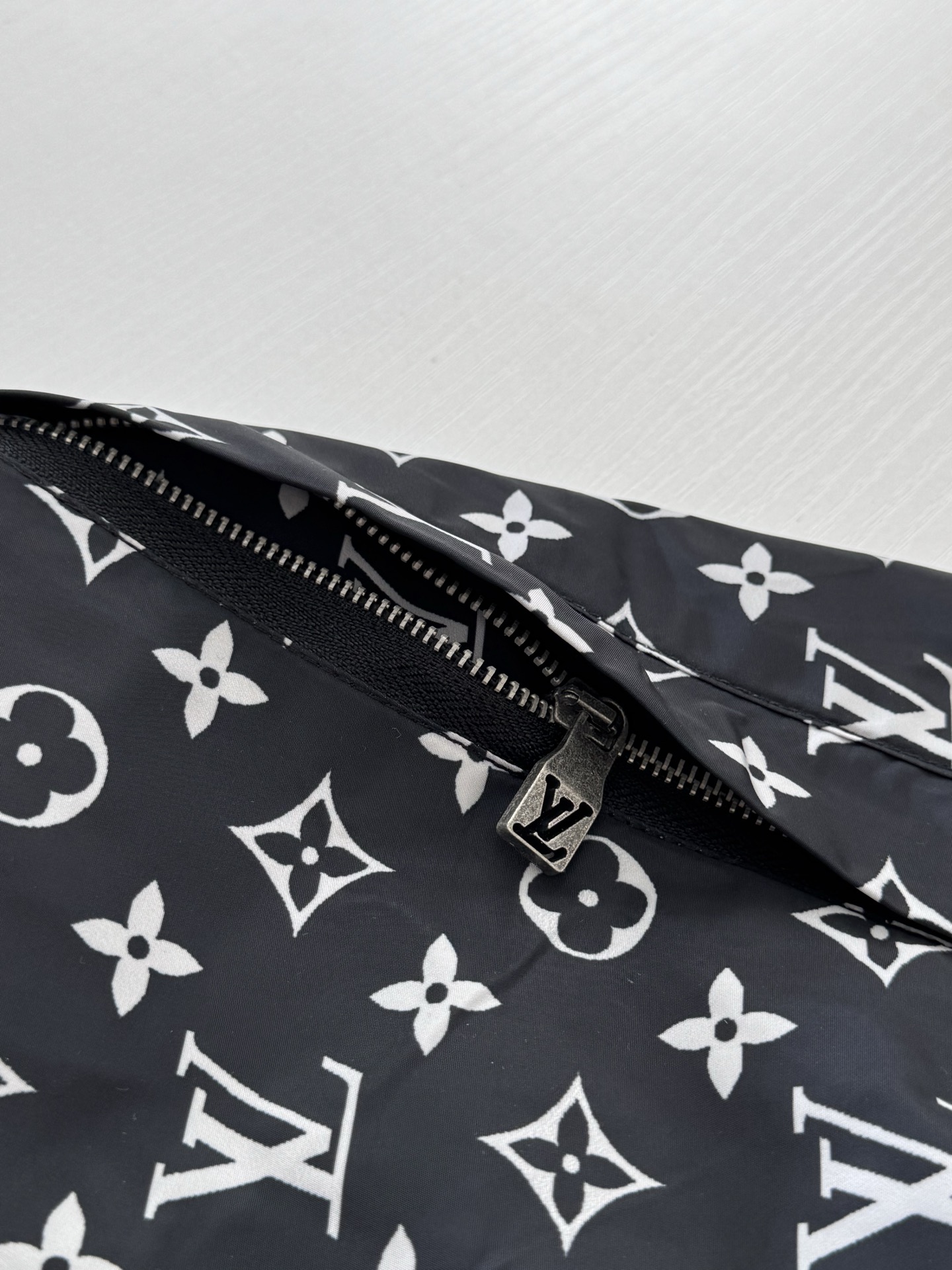 Louis Vuitton Unisex Jacket Size S-XL