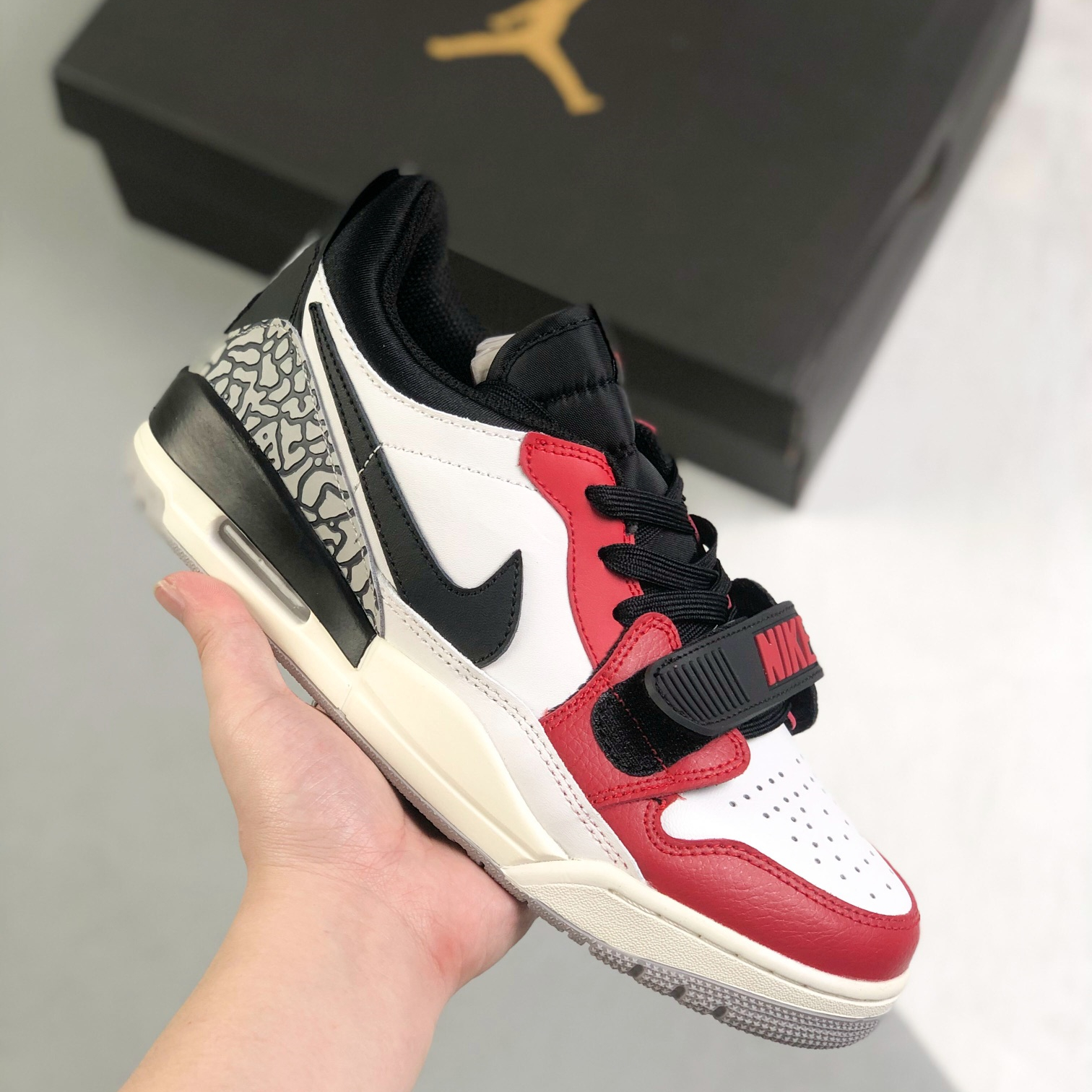 Nike Air Jordan 1 Low Top Sneakers Shoes Gr. 36-46