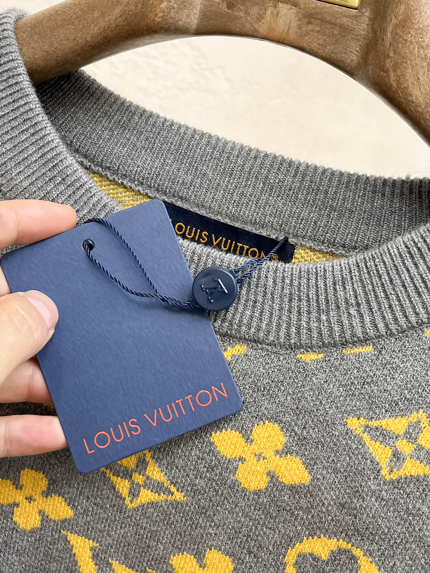 Louis Vuitton Unisex Sweatshirt Size M-XXXL