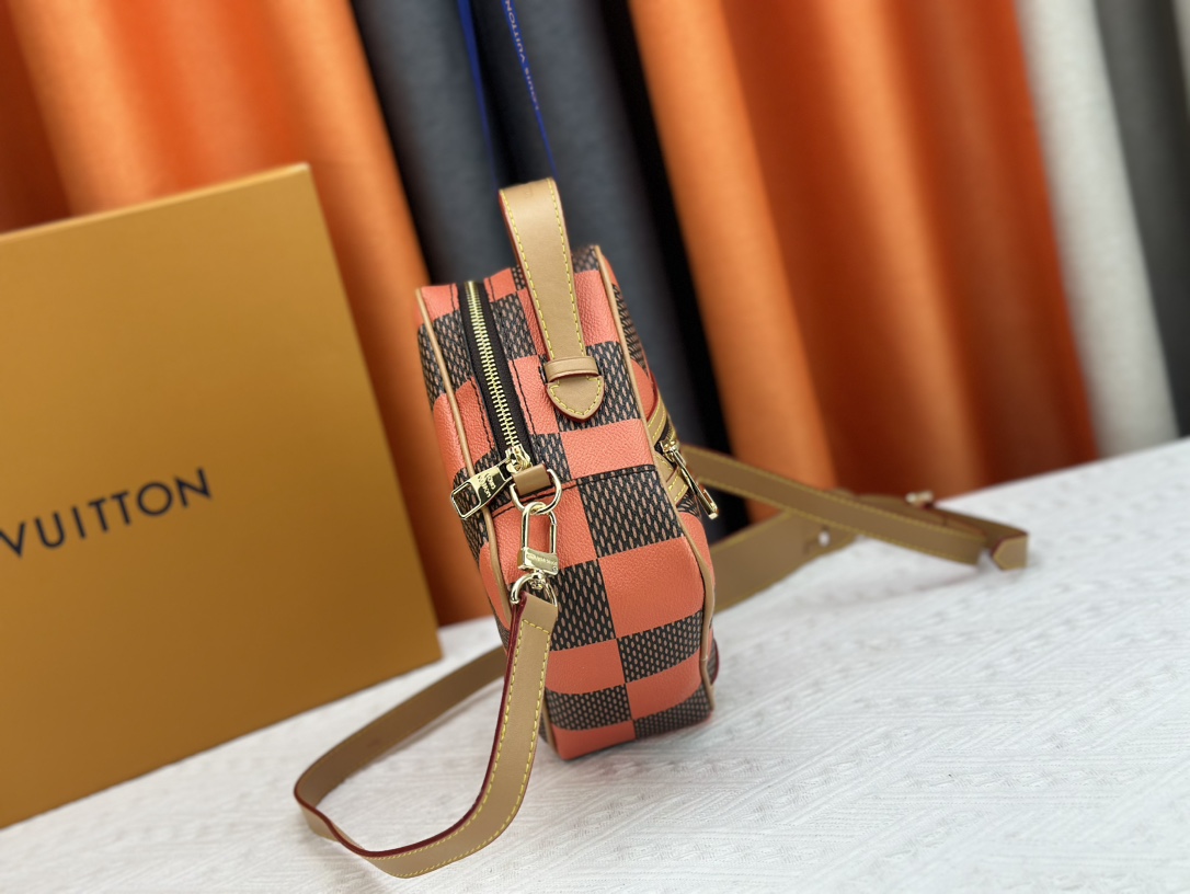 Louis Vuitton N40548 Shoulder Bags Size 20cm