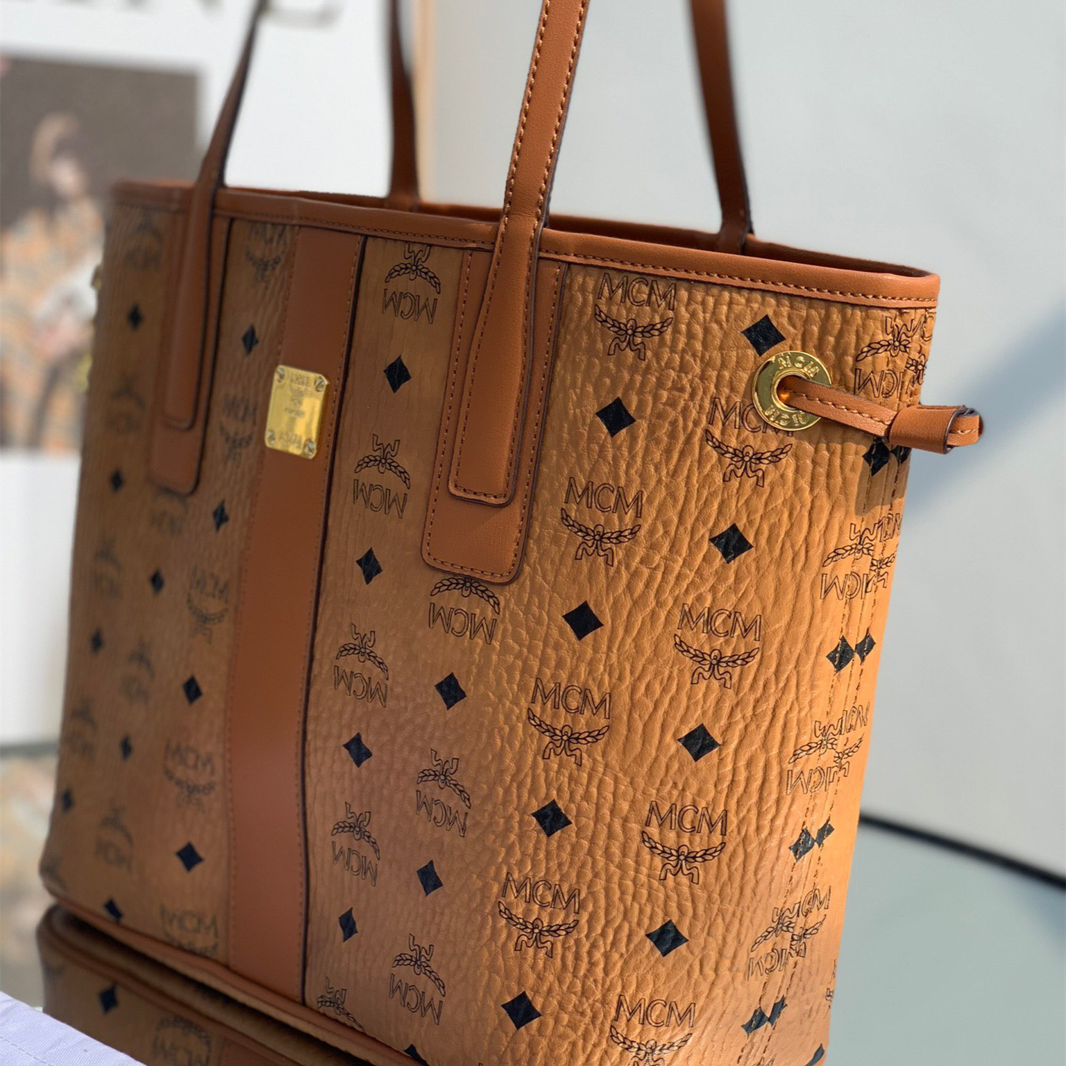 MCM Reversible Liz Shopper in Visetos Bags 37*31*25cm