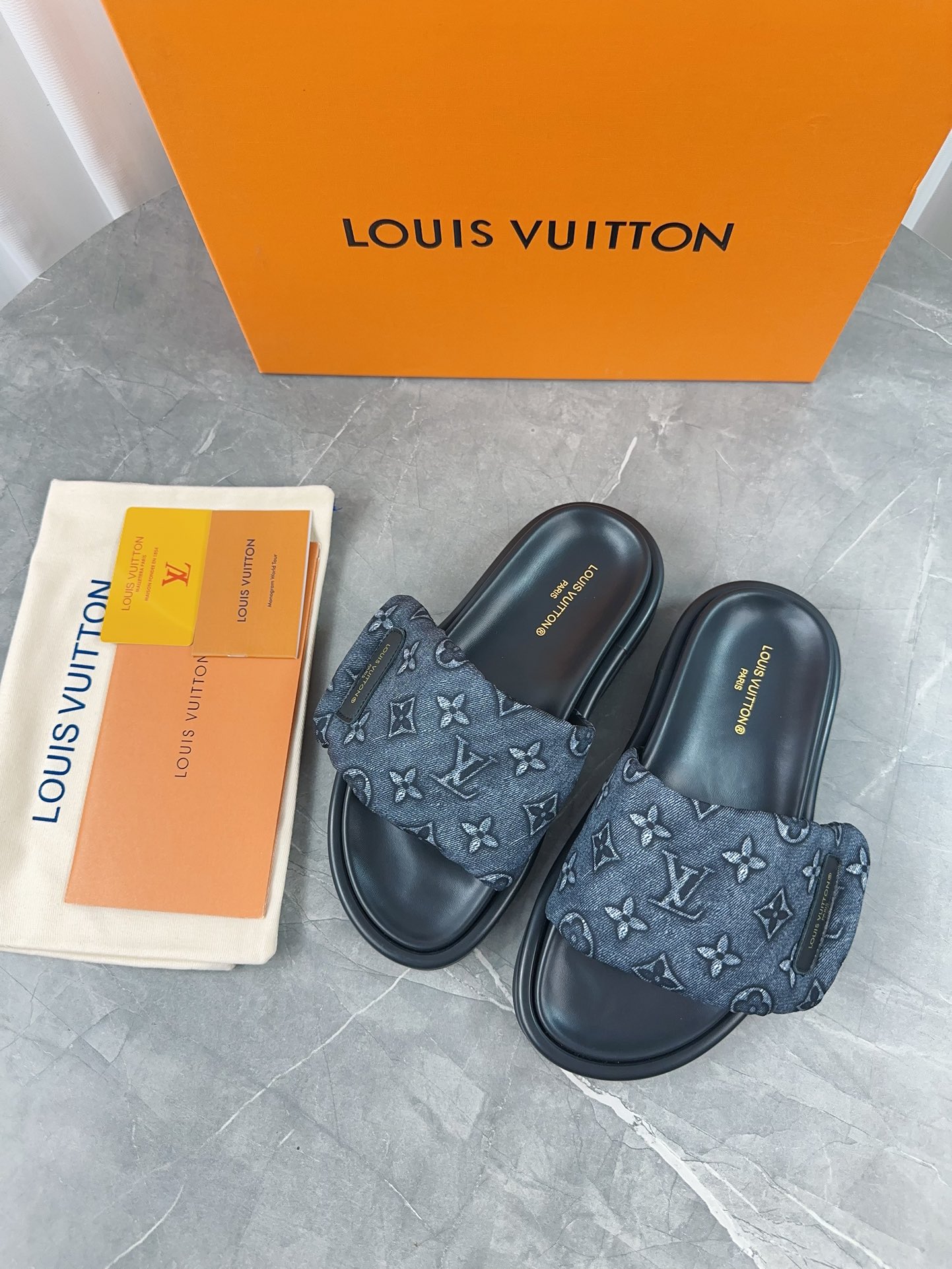 Louis Vuitton 2024ss Pool Pillow Comfort Slippers Size 36-45