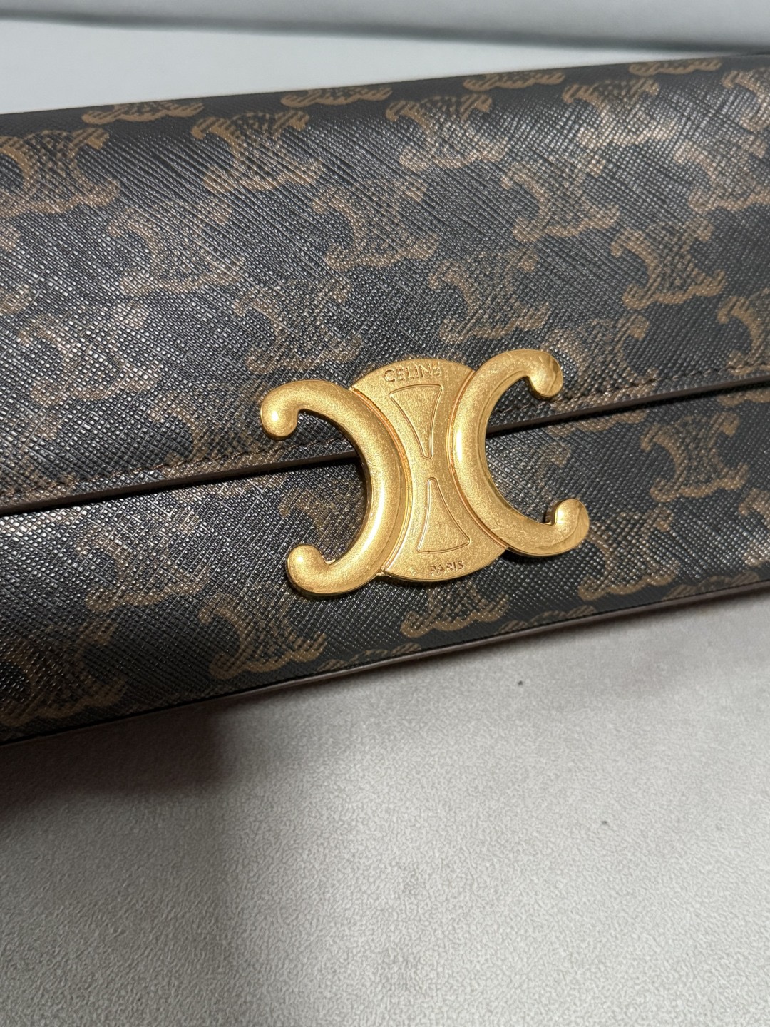 Celine 25ss Lulu Shoulder Bags Size 24*11.5*8cm