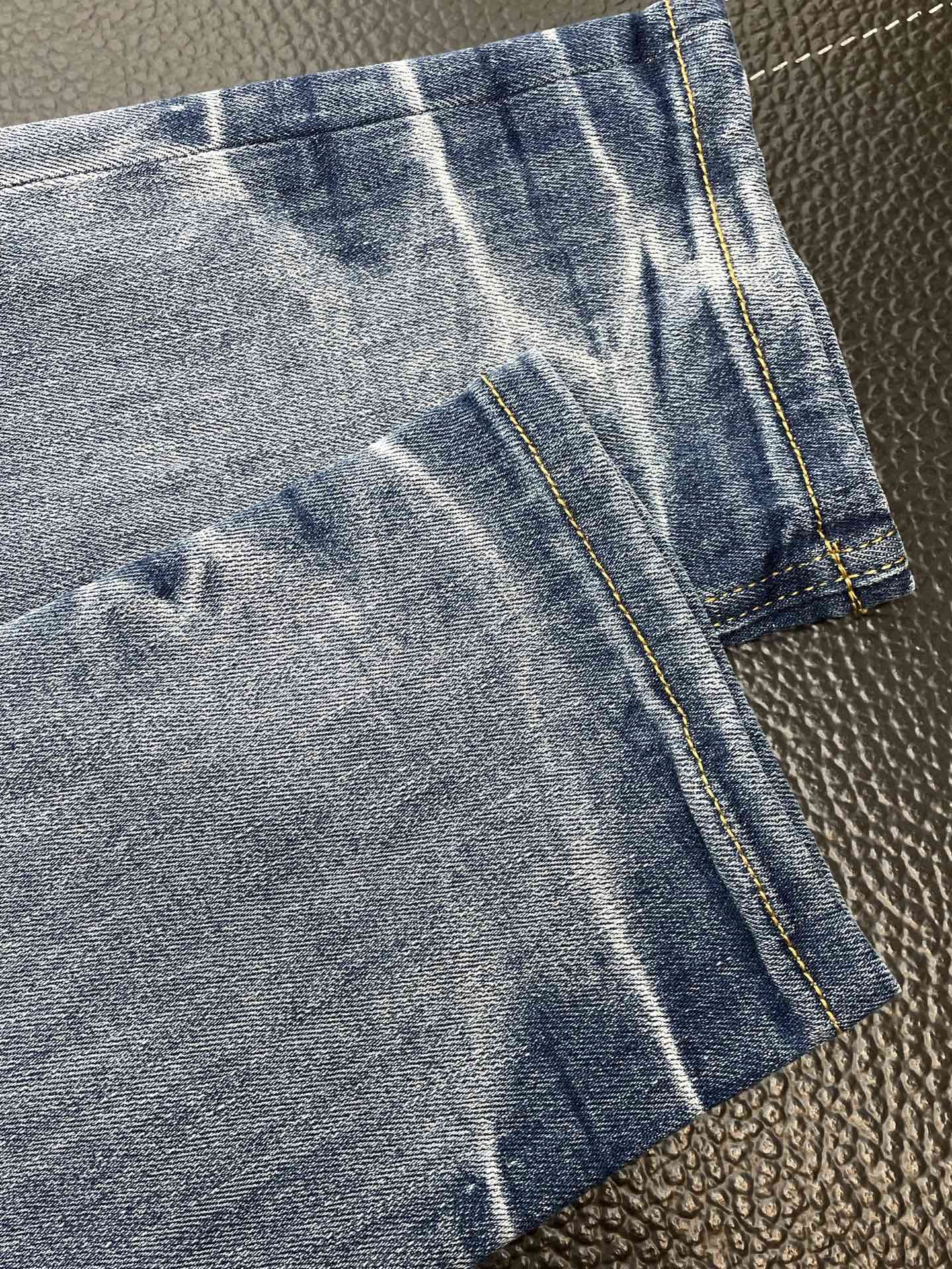 Burberry Jeans Men Size 28-38