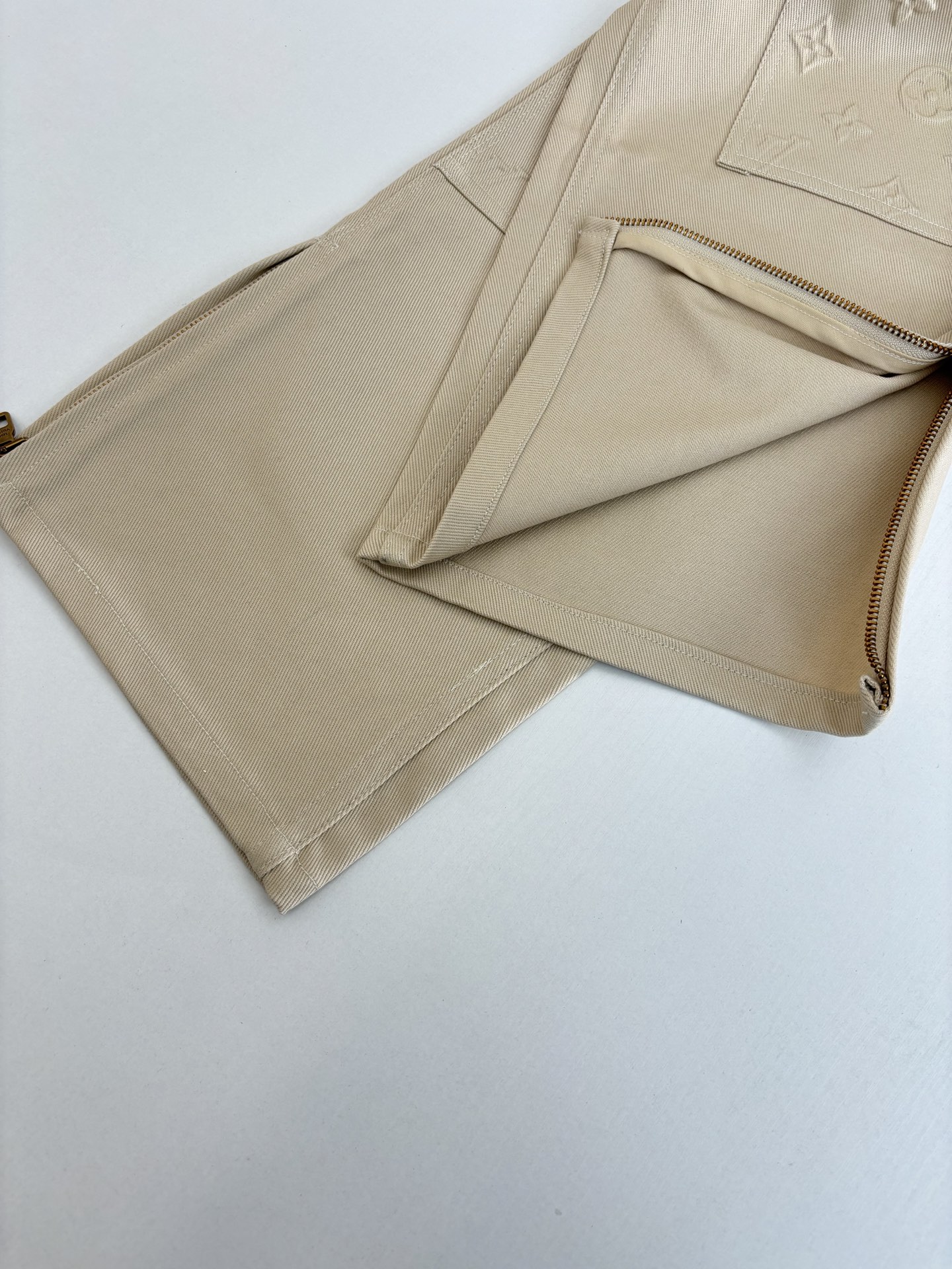 Louis Vuitton Unisex Jeans Size S-XL