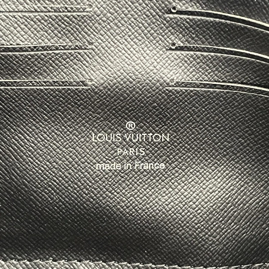 Louis Vuitton M82076 Pochette Kasai Men Bags Size 25*15.5*6.5cm