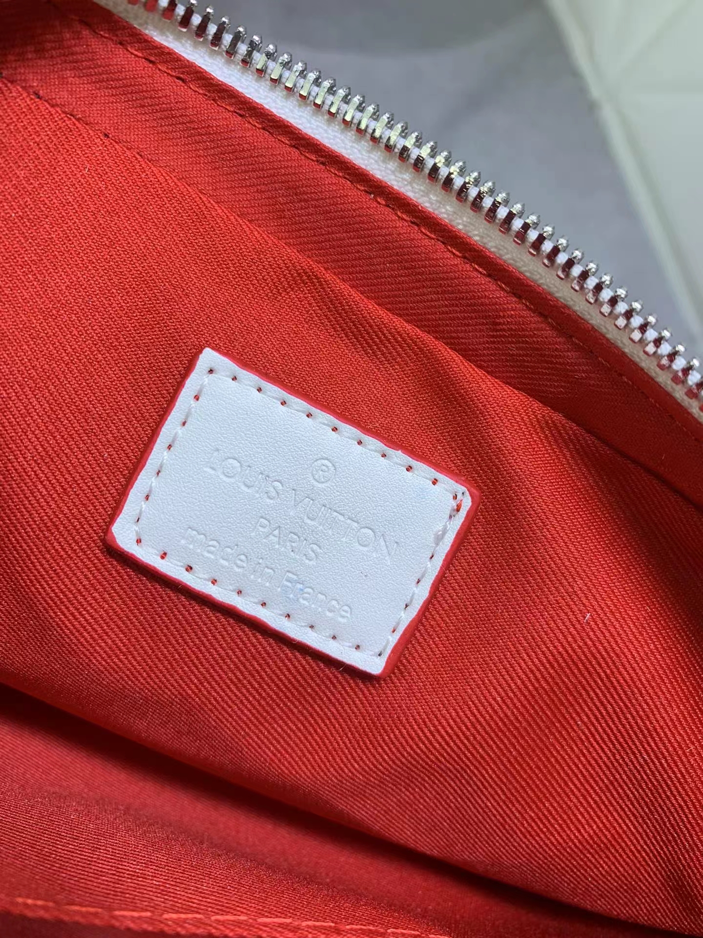 Louis Vuitton Monogram Eclipse Reverse Shoulder Bags Size 25*18.5*7cm