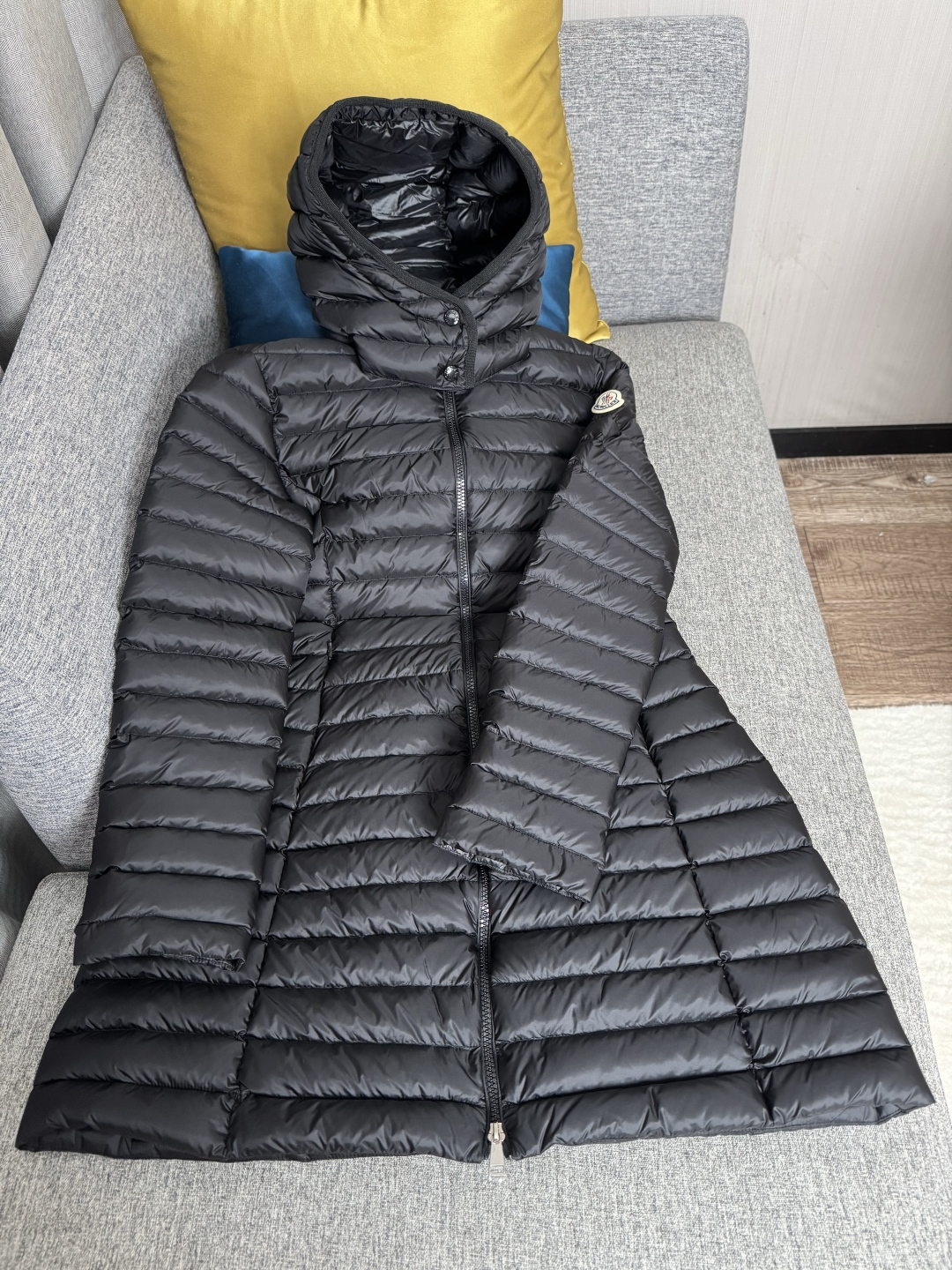 Moncler 25SS LGE Long Women Down Jacket Size 0-4