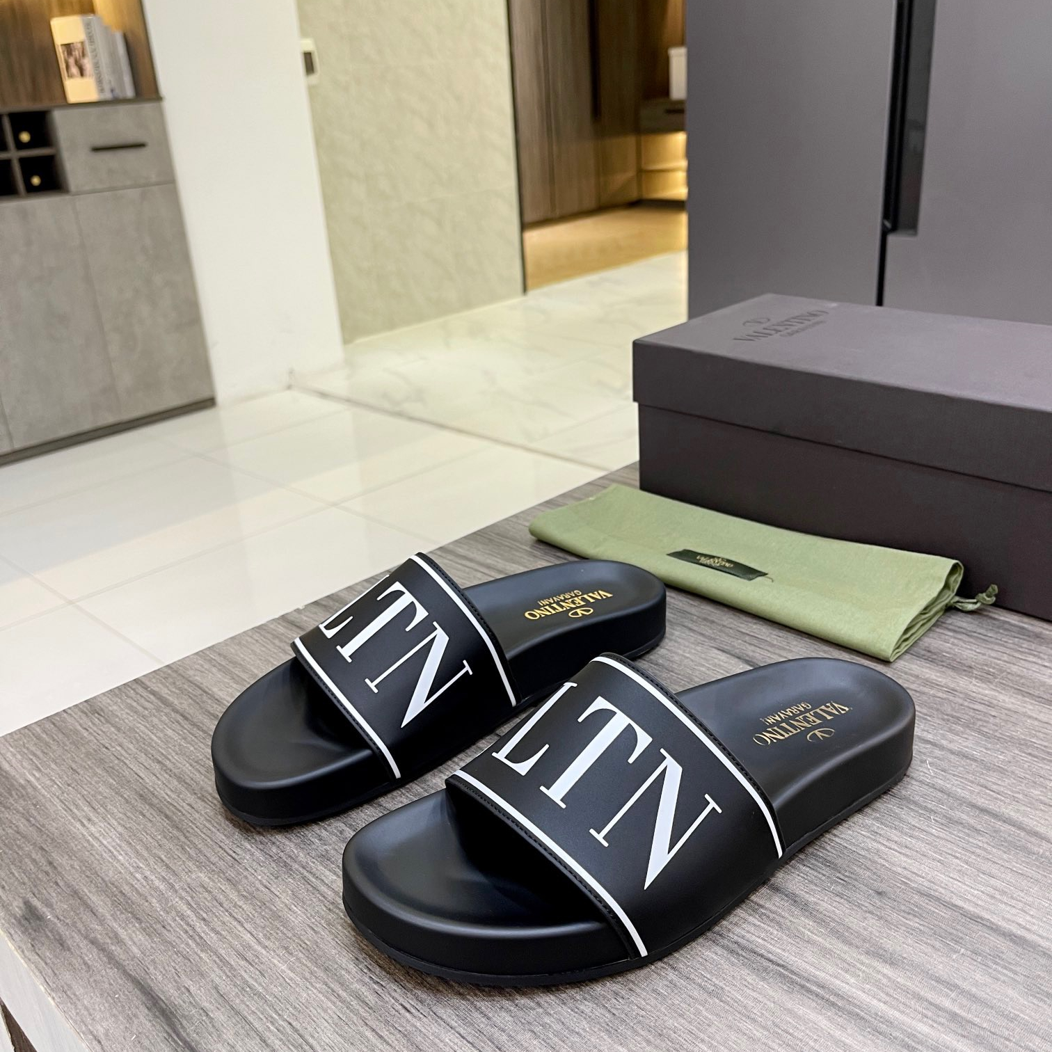 Valentino Slippers for Men Size 39-45 5-Color