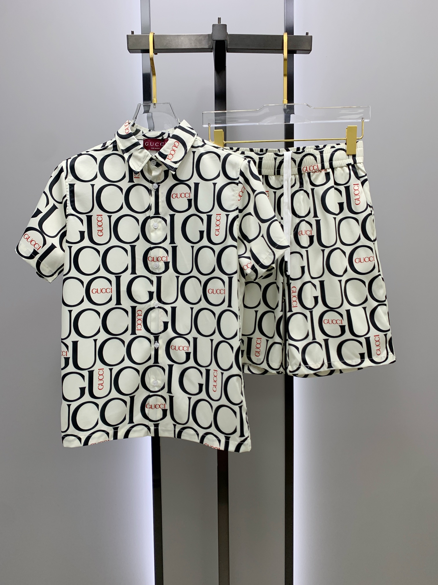 Gucci Sommeranzug Size M-XXL